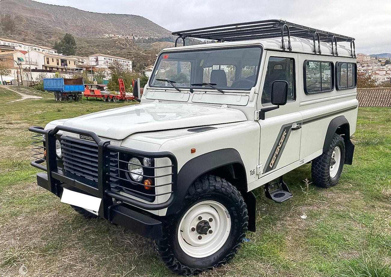 1998 Land Rover Defender for Sale – Legendary 4x4 Off-Road Icon
