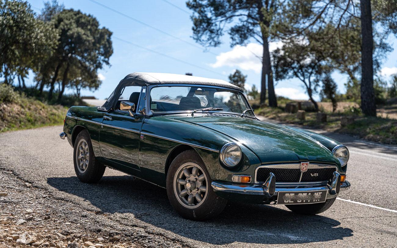 1973 MG B for Sale – Classic British Roadster Sports Car