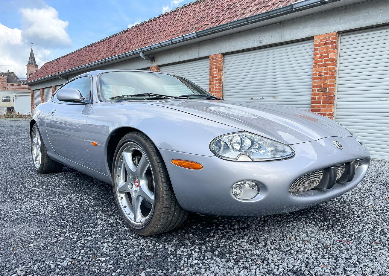 Jaguar XK / XK8 / XKR 2000 à vendre – Coupé Sport de Luxe Britannique