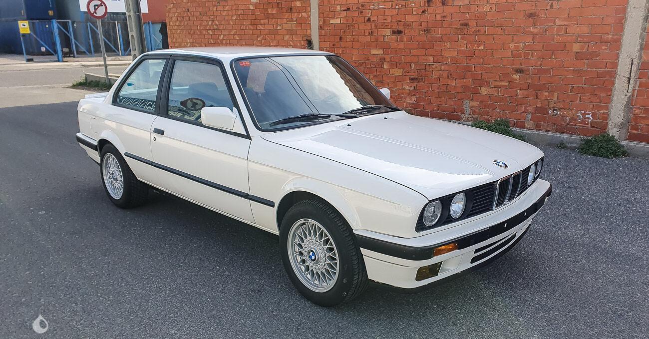 BMW Série 3 E30 1990 à vendre – Berline sportive classique allemande