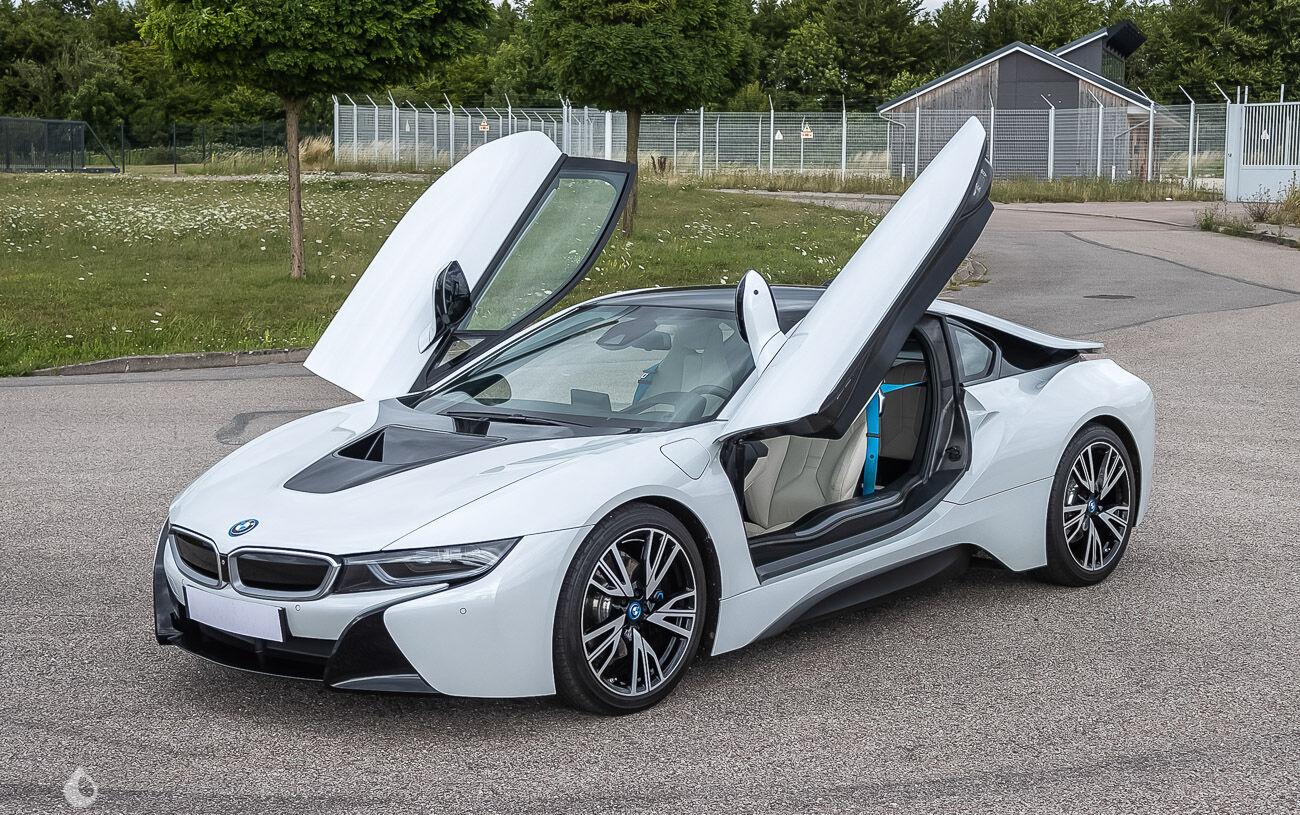 2014 BMW i8 à vendre – Icône sportive hybride au design futuriste