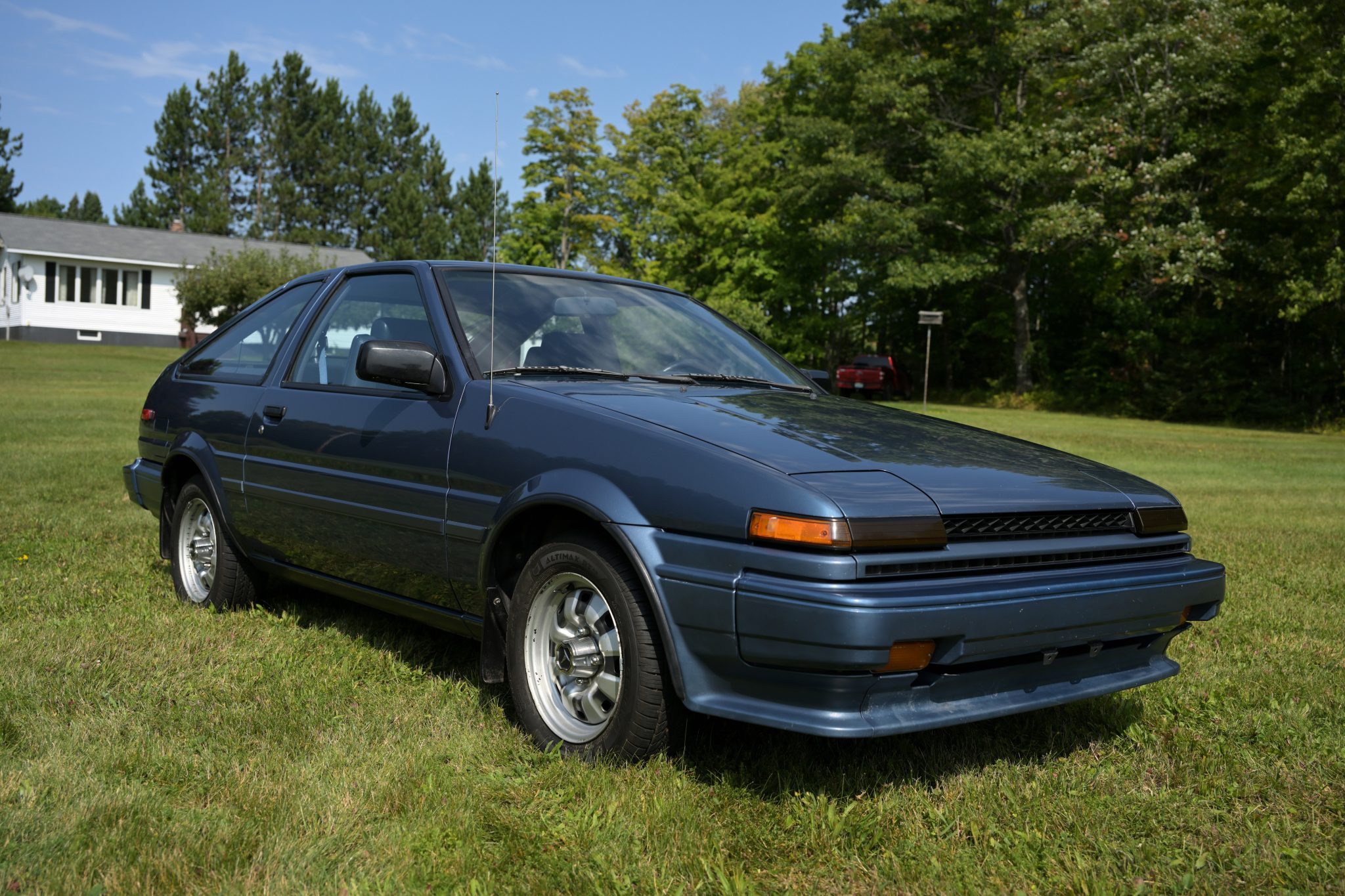 1986 Toyota Corolla for Sale – Reliable Classic Japanese Sedan Icon