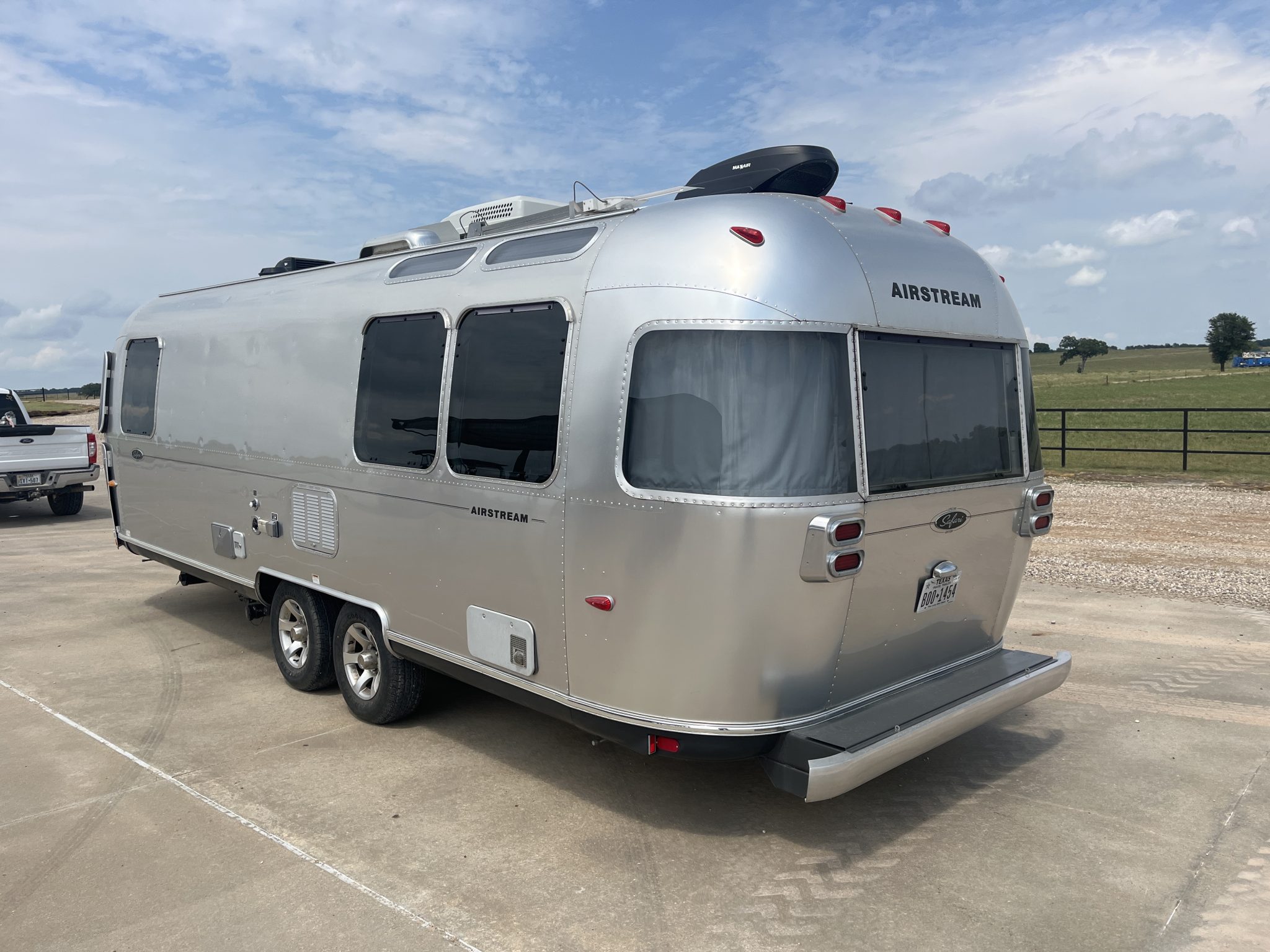 2008 Parts and Automobilia Trailers for Sale – Collector Utility Equipment