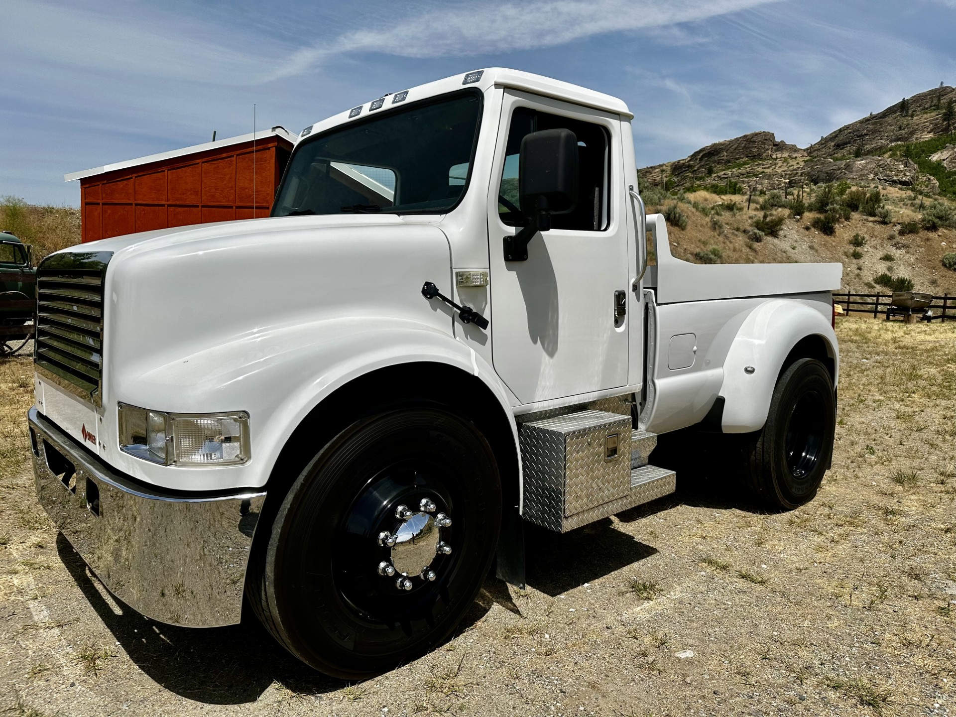 1992 International Harvester Pickup for Sale – Rugged Classic Truck Icon