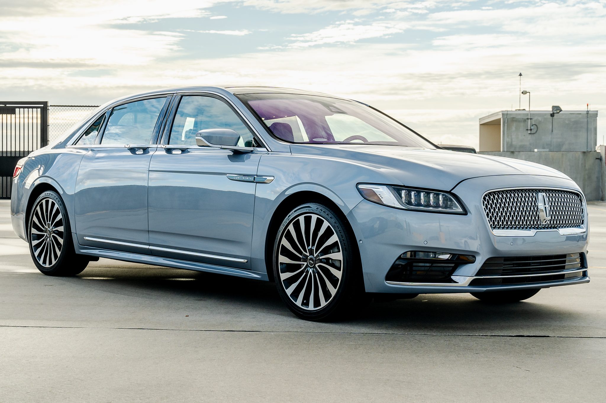 Lincoln Continental 2020 (2017-2020) à vendre – Berline Américaine de Luxe Moderne