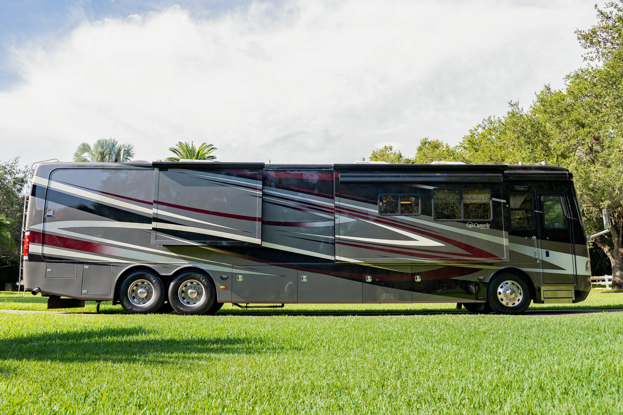 Monaco Dynasty Renaissance IV Motorcoach 2008 à vendre – Coach Diesel Luxe