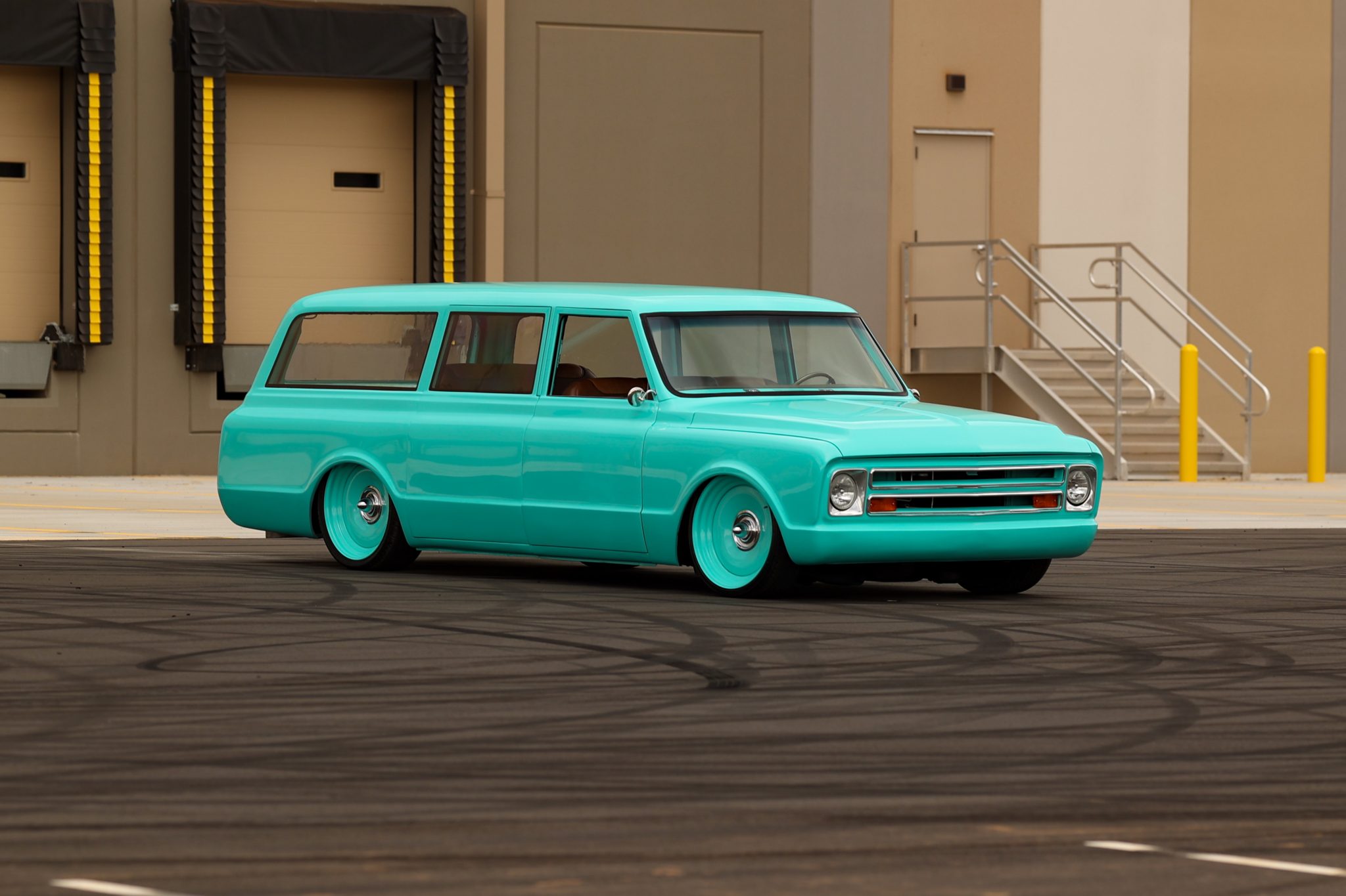 Chevrolet Suburban 1968 à vendre – SUV utilitaire américain classique