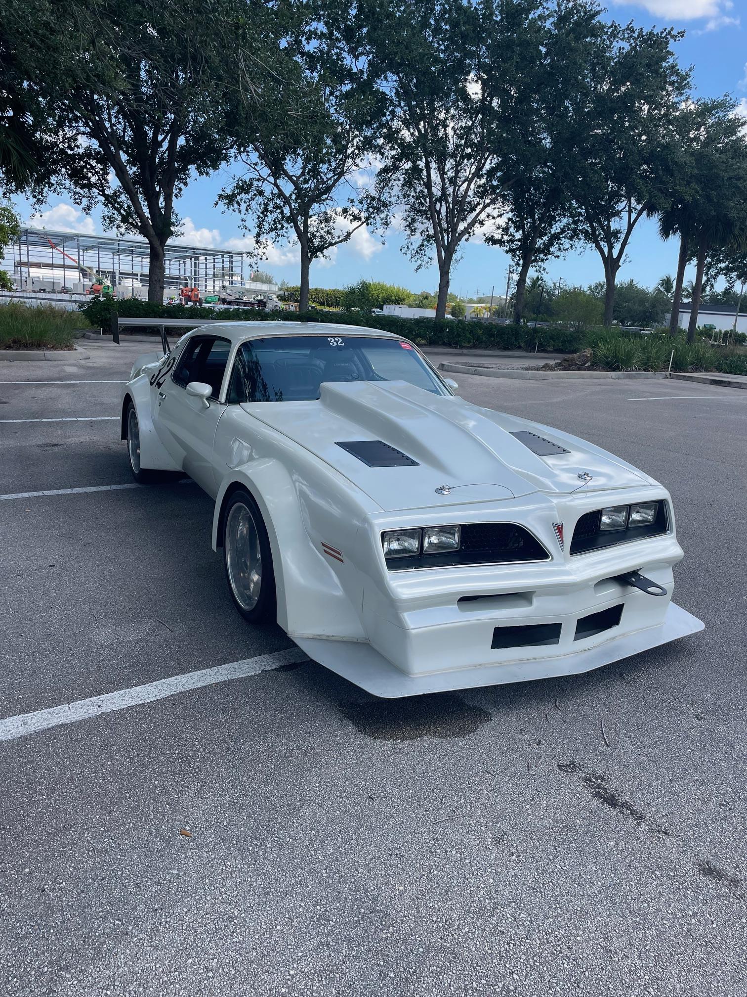 1977 Pontiac Firebird zu verkaufen – Klassisches amerikanisches Muscle Coupé