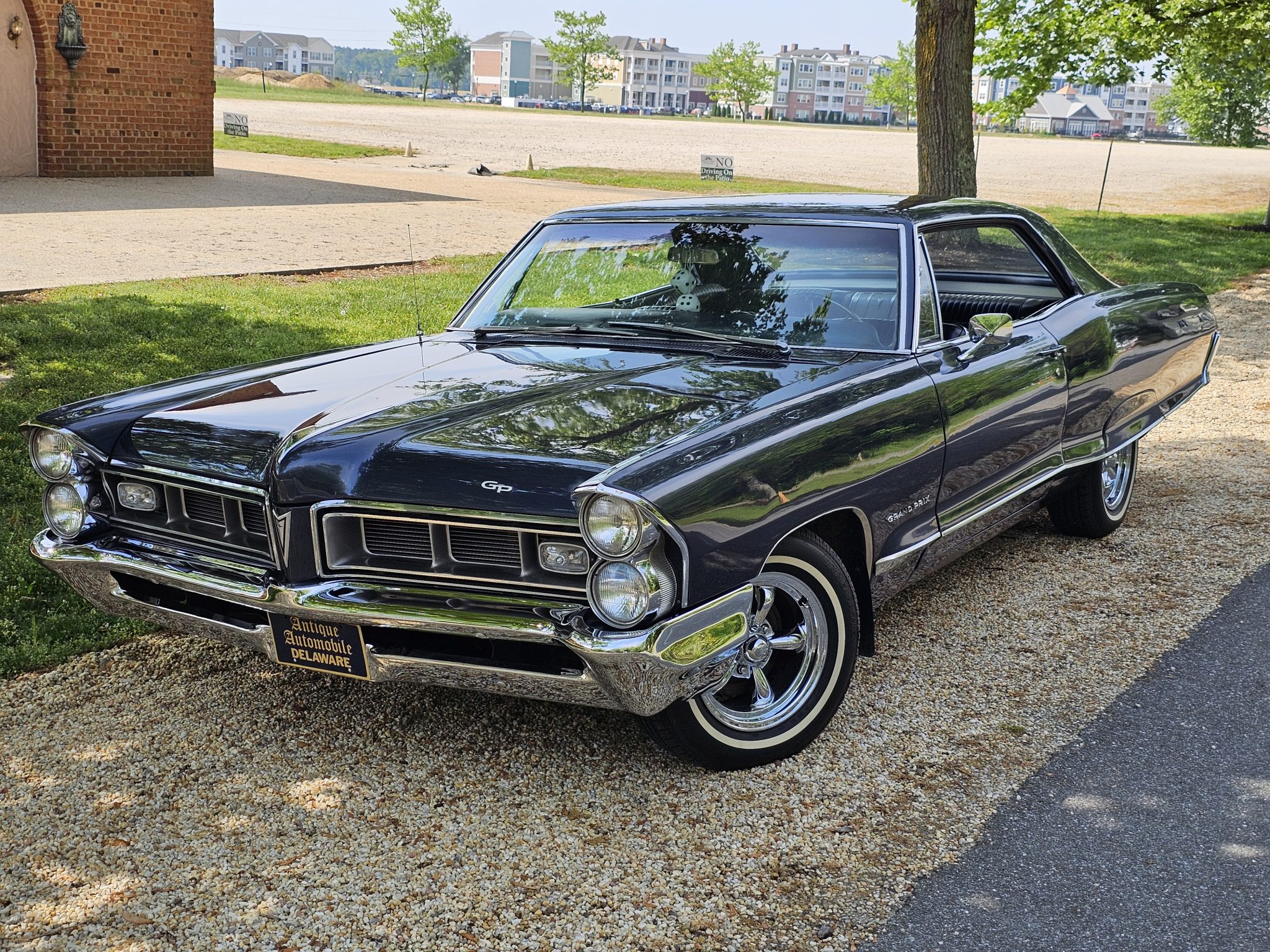 1965 Pontiac Grand Prix à vendre – Coupé américain classique luxe et performance