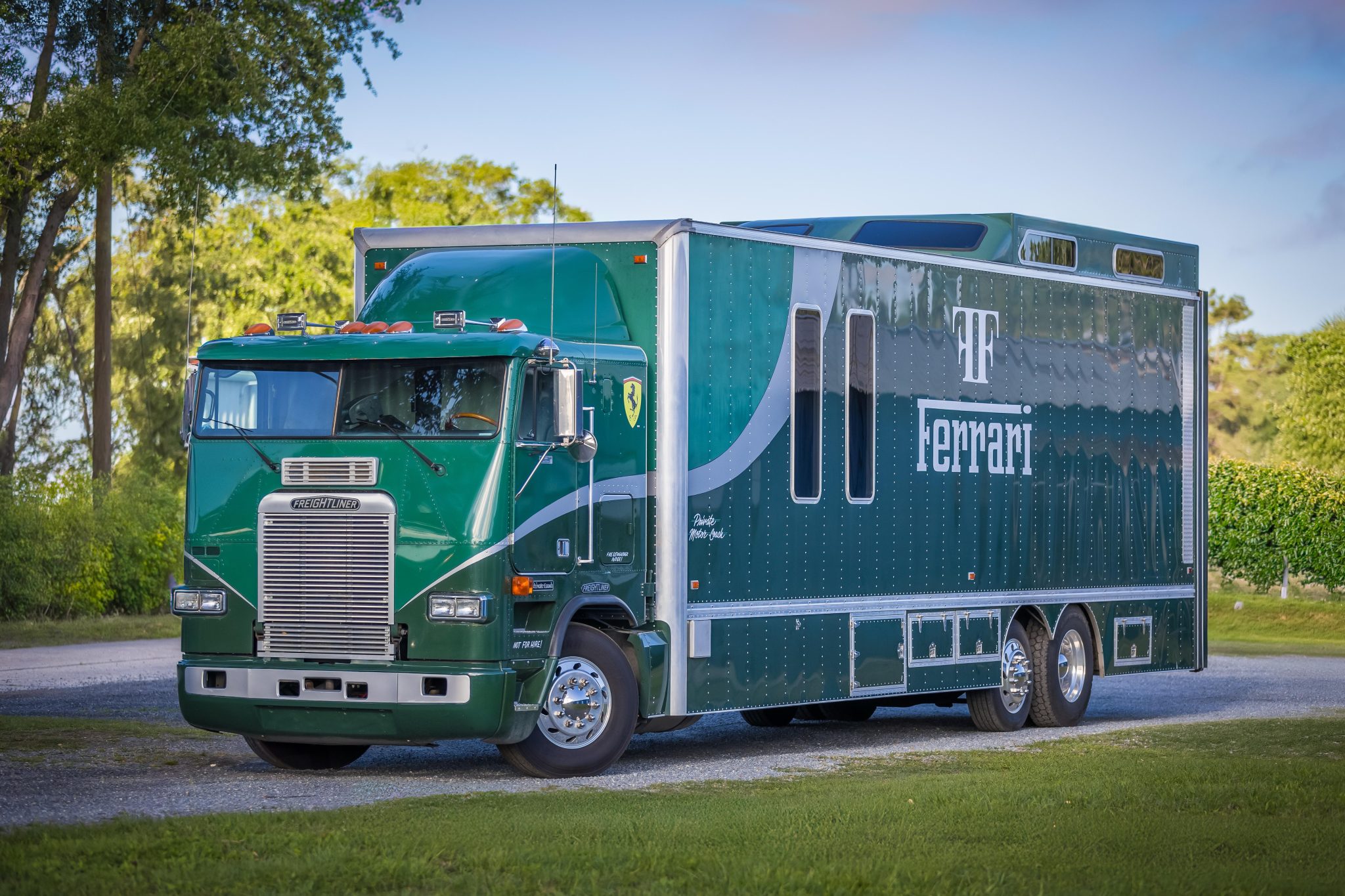 1993 Freightliner 3-Car Enclosed Hauler à vendre – Transporteur professionnel