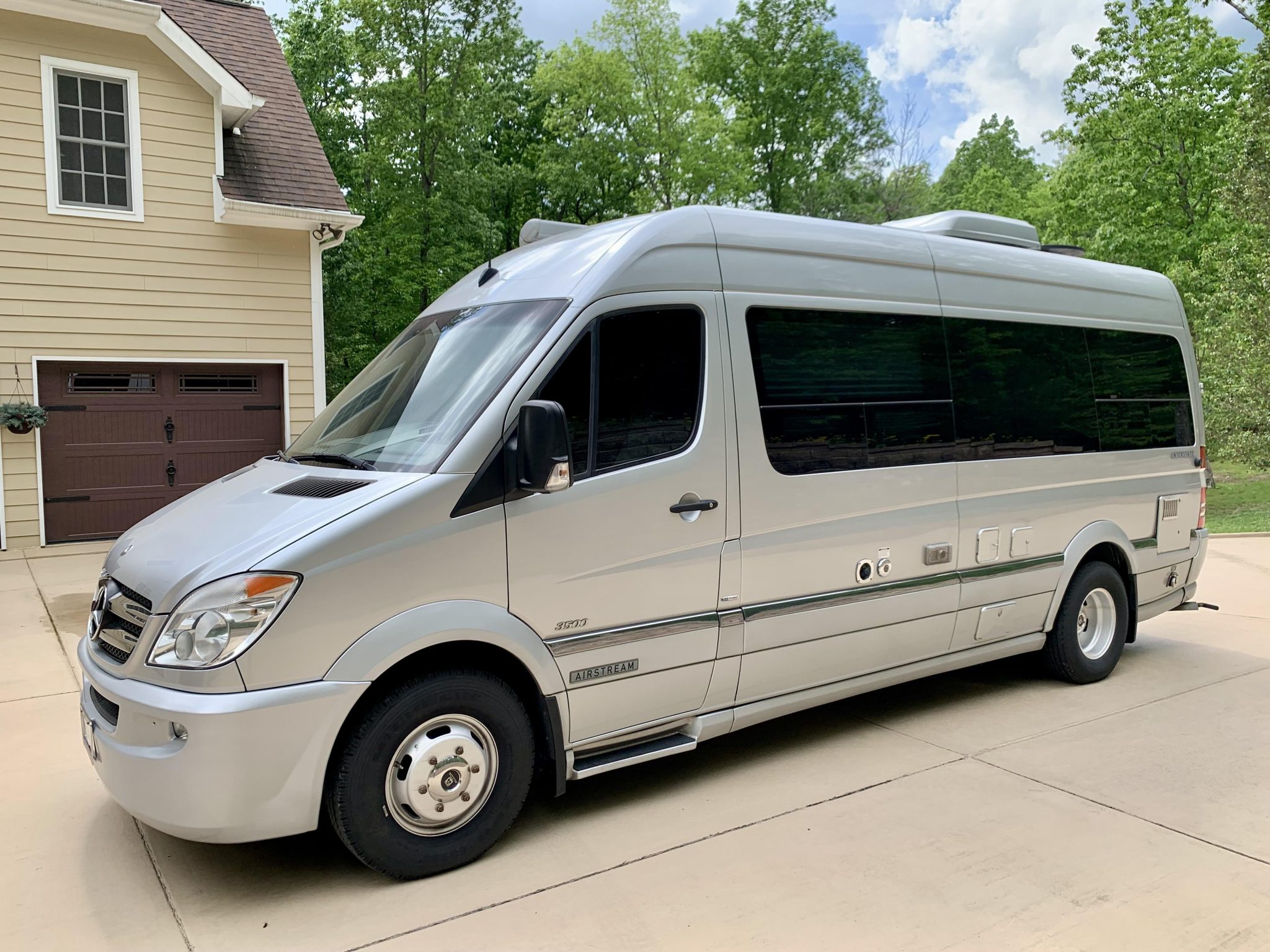 2011 Mercedes-Benz Sprinter for Sale – Reliable Luxury Cargo Van