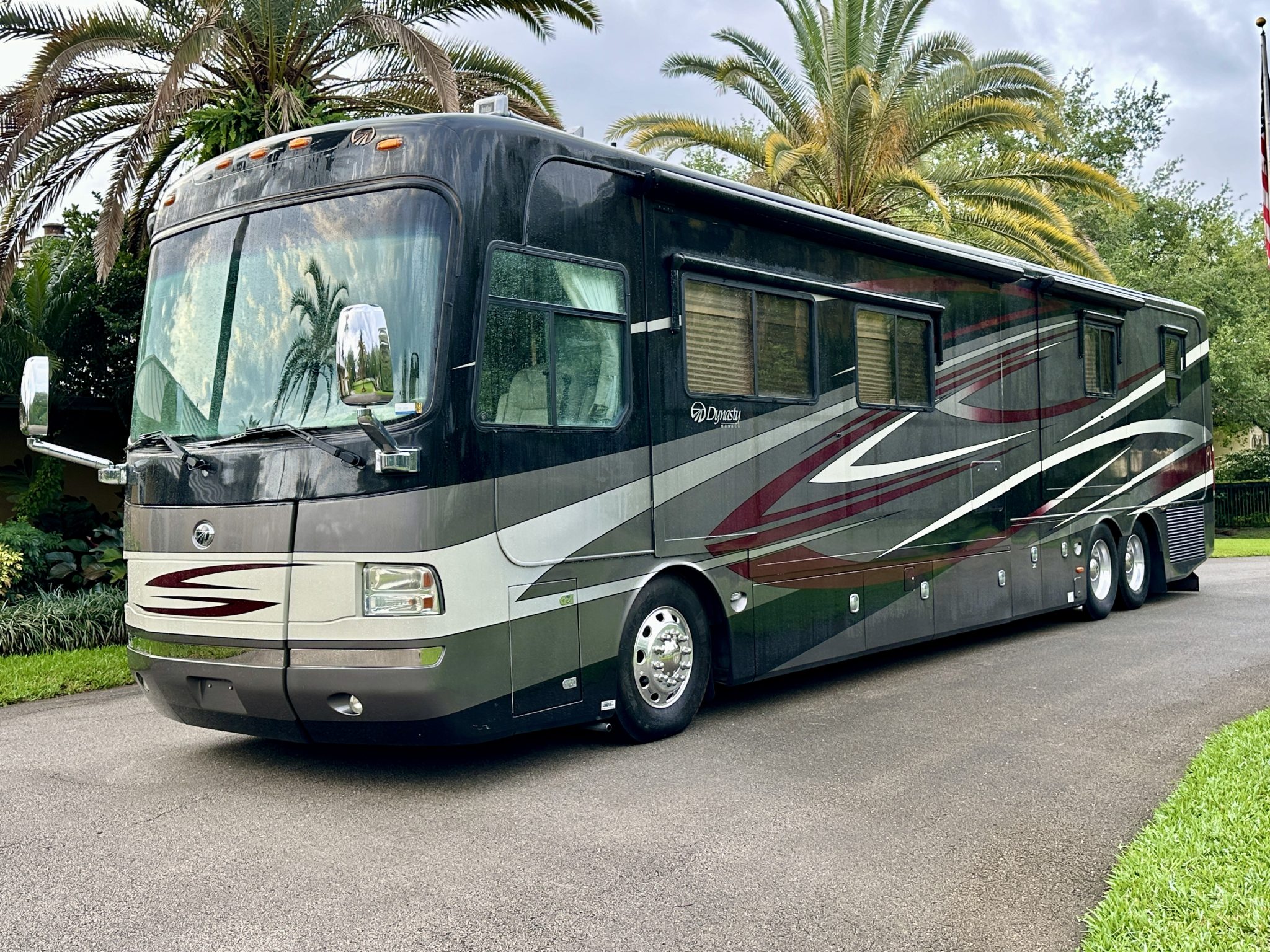 Monaco Dynasty Renaissance IV Motorcoach 2008 à vendre – Autocar de luxe