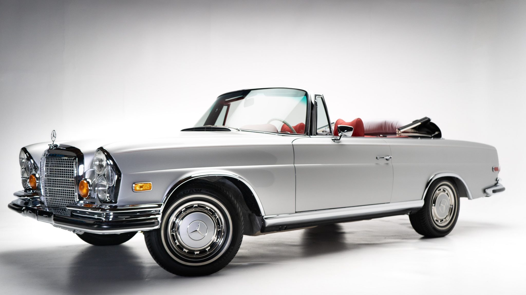 Mercedes-Benz W111 Coupé & Cabriolet 1970 à vendre – Grand Tourisme allemand intemporel