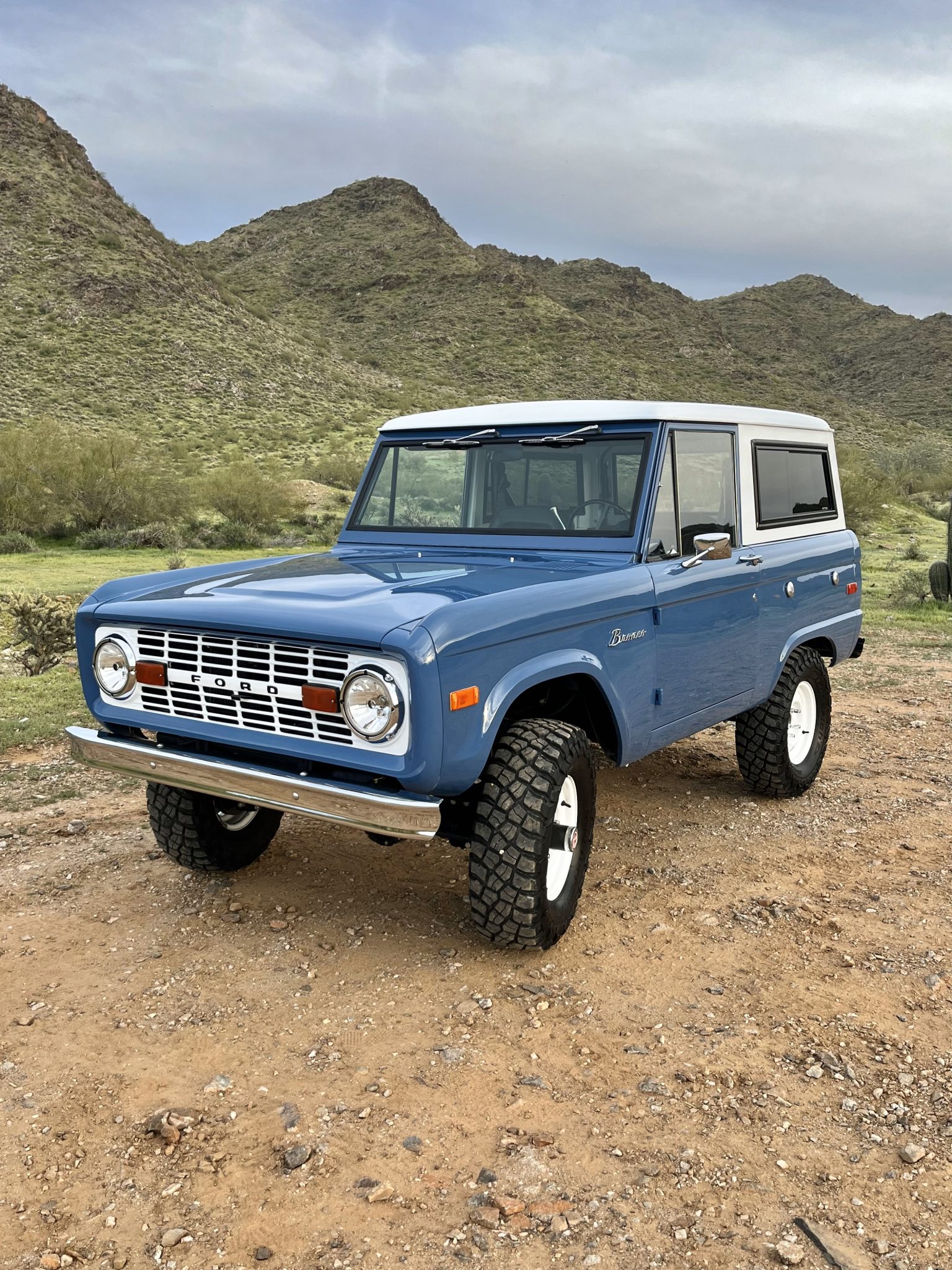 Ford Bronco 1973 U13 U14 U15 zu verkaufen – Klassische erste Generation Off-Road SUV Ikone