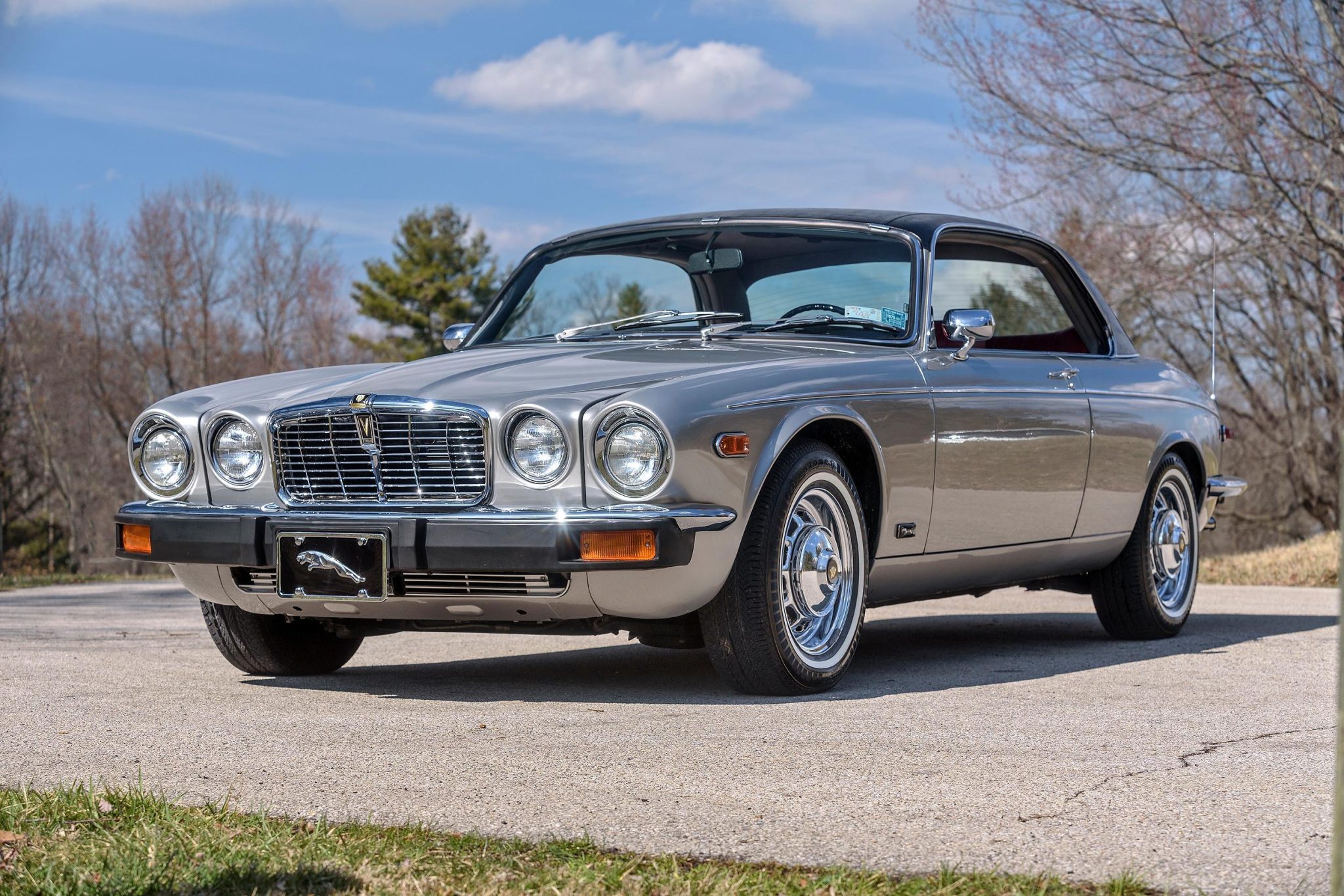 Jaguar XJ Coupé 1975 à vendre – Élégance britannique intemporelle