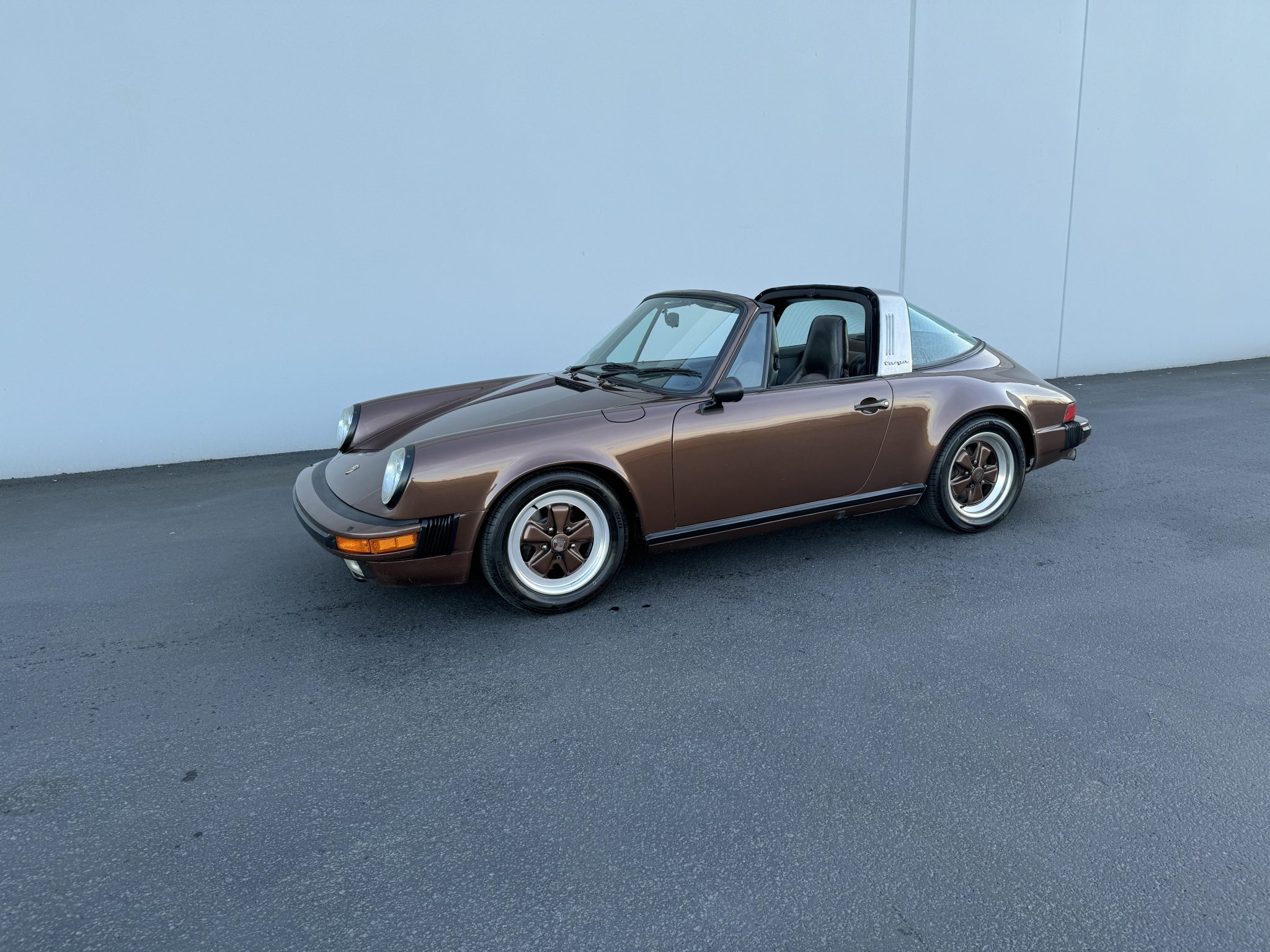 1985 Porsche 911 Carrera 3.2 zu verkaufen – Luftgekühlte deutsche Sportwagen-Ikone