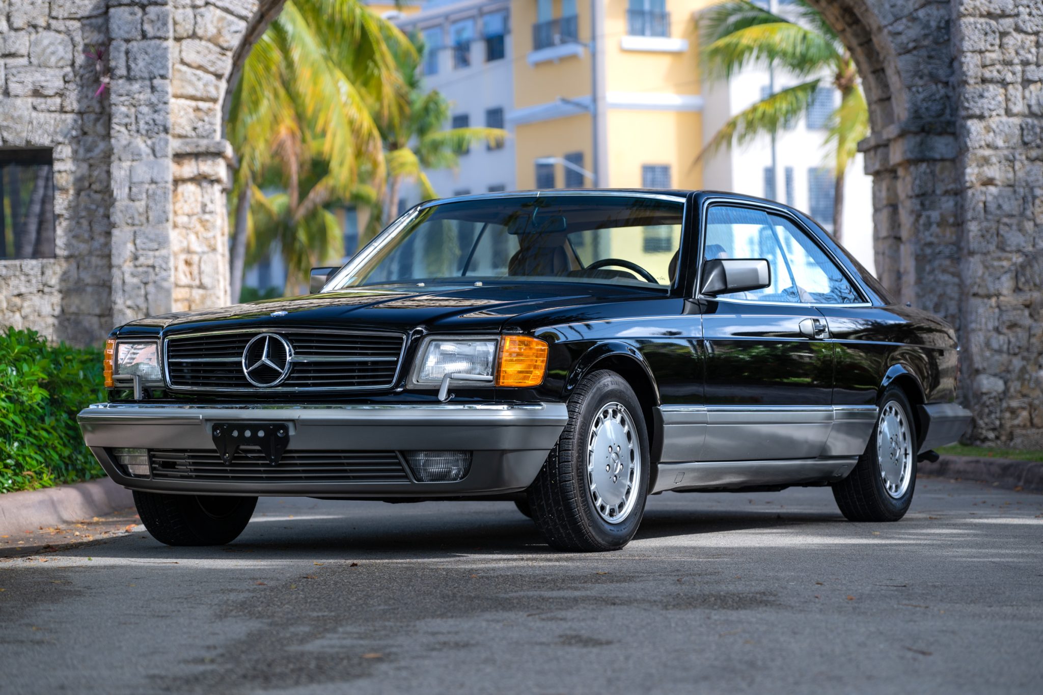 1987 Mercedes-Benz C126 zu verkaufen – Luxuriöses SEC Coupé mit V8 Kraft und zeitloser Eleganz