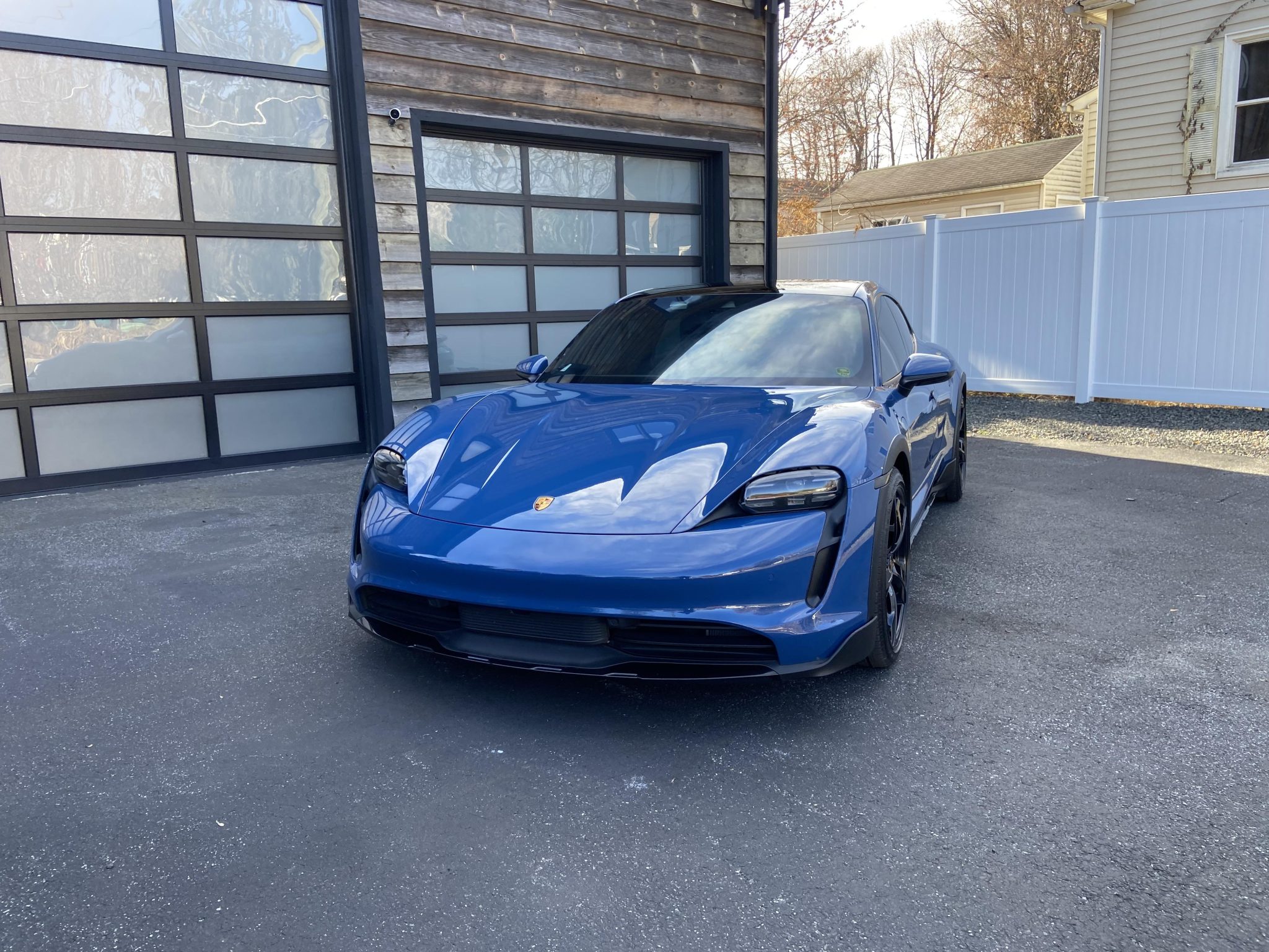Porsche Taycan 2022 zu verkaufen – Moderne elektrische Porsche-Ikone