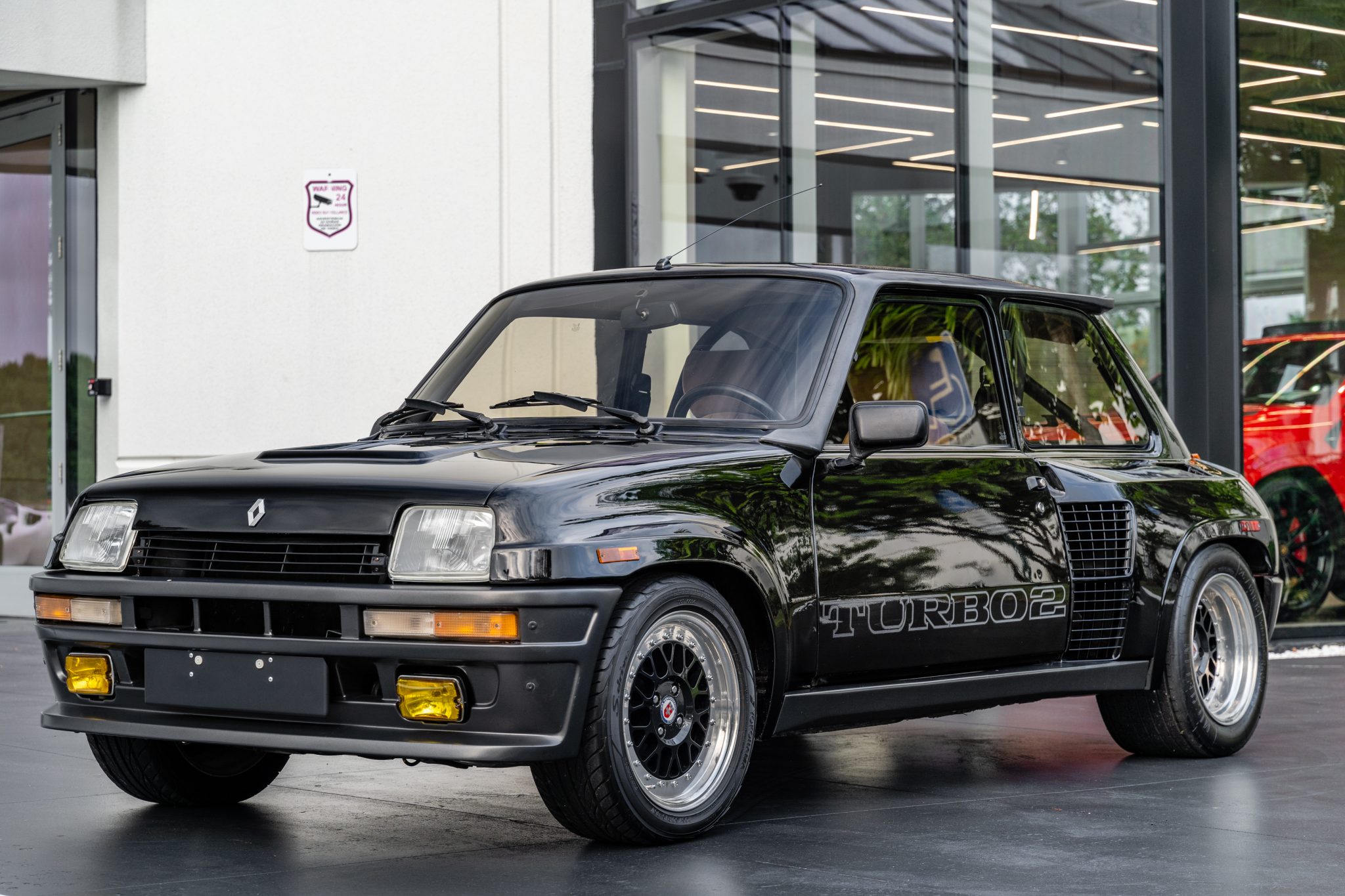 Renault R5 Turbo 1985 zu verkaufen – Rallye-inspirierte Hot-Hatch-Ikone