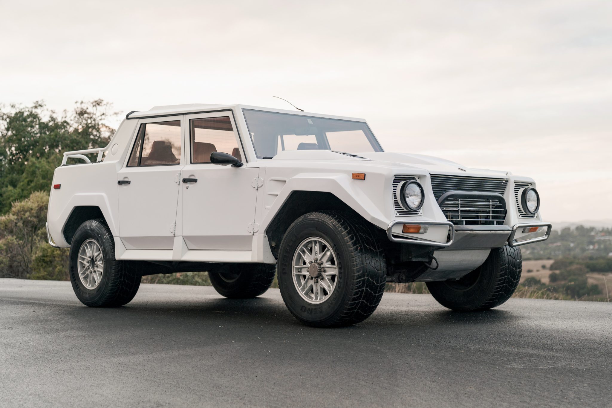 Lamborghini LM002 1991 zu verkaufen – V12-Super-SUV-Ikone