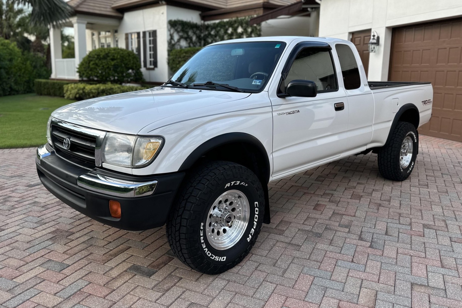 1999 Toyota Tacoma for Sale – Classic Compact 4x4 Pickup Icon