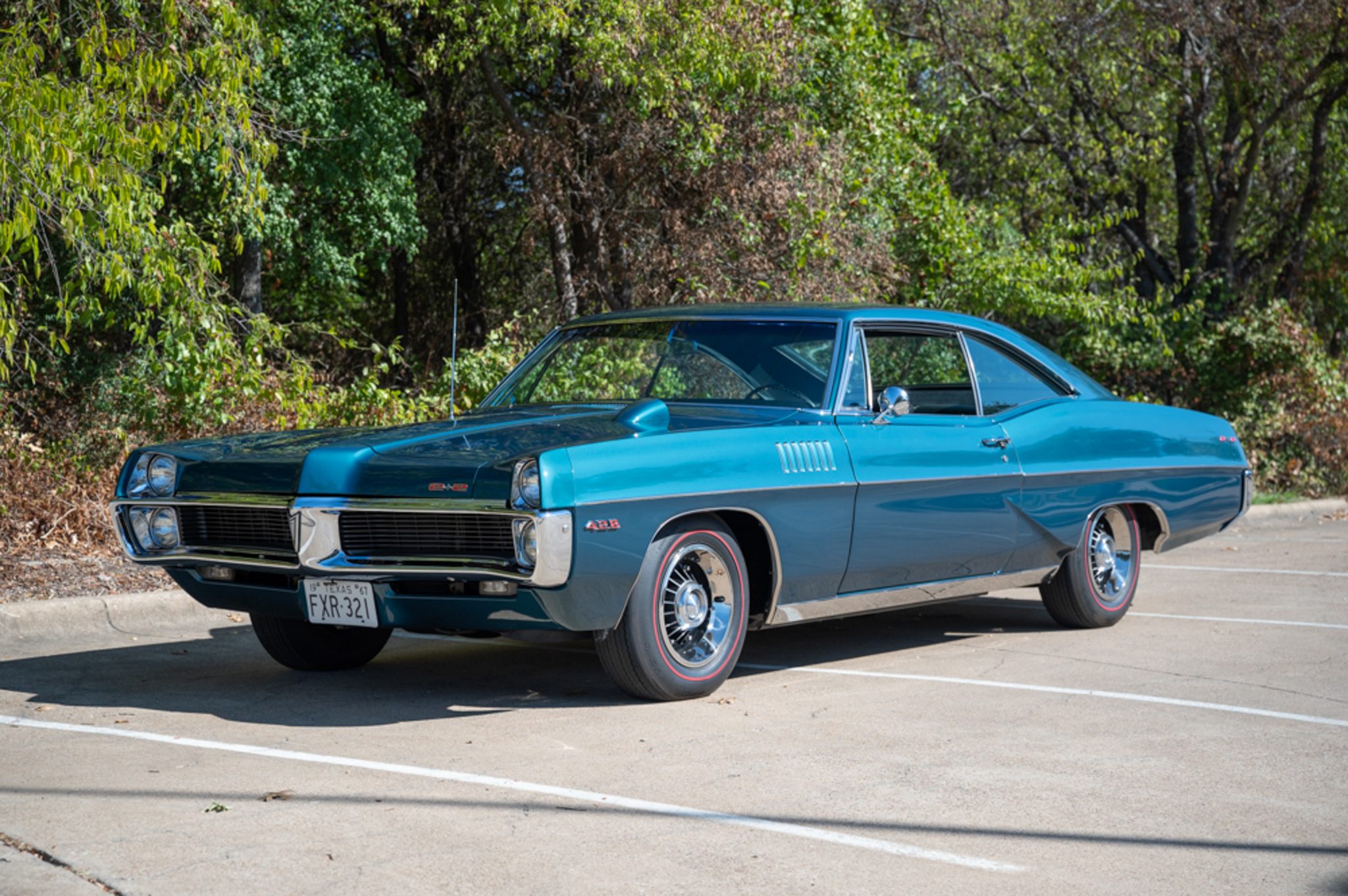1967 Pontiac Catalina for Sale – Turquoise 428 V8 Four-Speed Hardtop