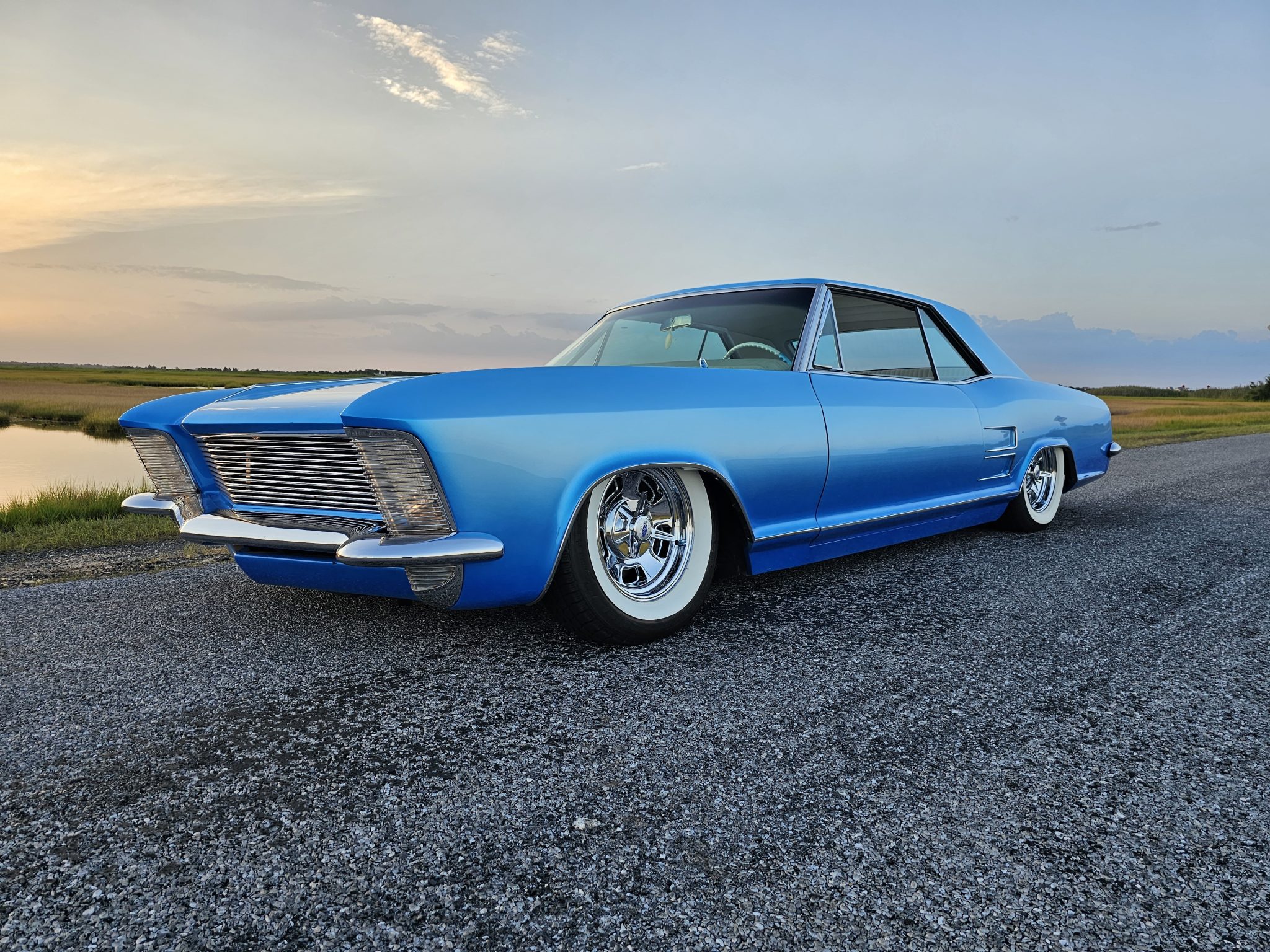 Buick Riviera 1963 à vendre – Coupé bleu nacré avec V8 Nailhead 401