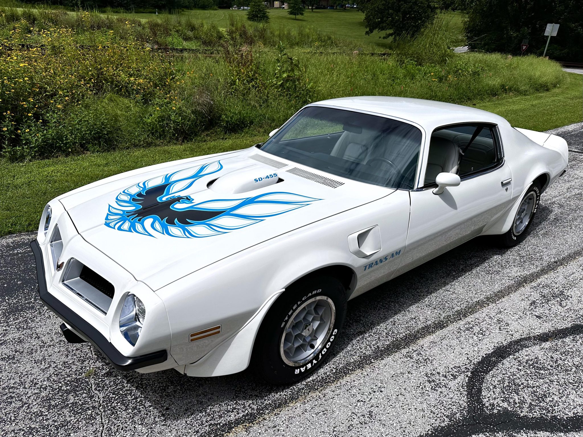 Pontiac Firebird (1970-1981) 1974 à vendre – Super Duty 455 Cameo White