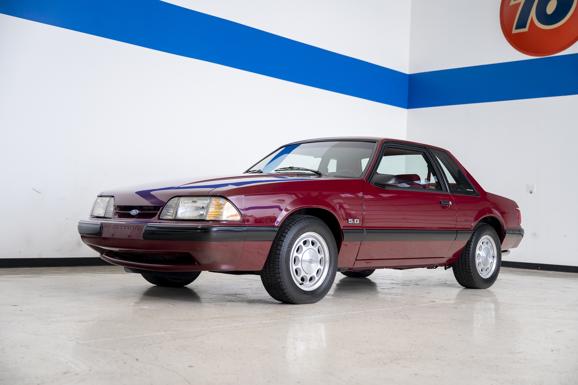 Ford Fox-Body Mustang 1989 à vendre – V8 5,0 litres manuel Cabernet Red