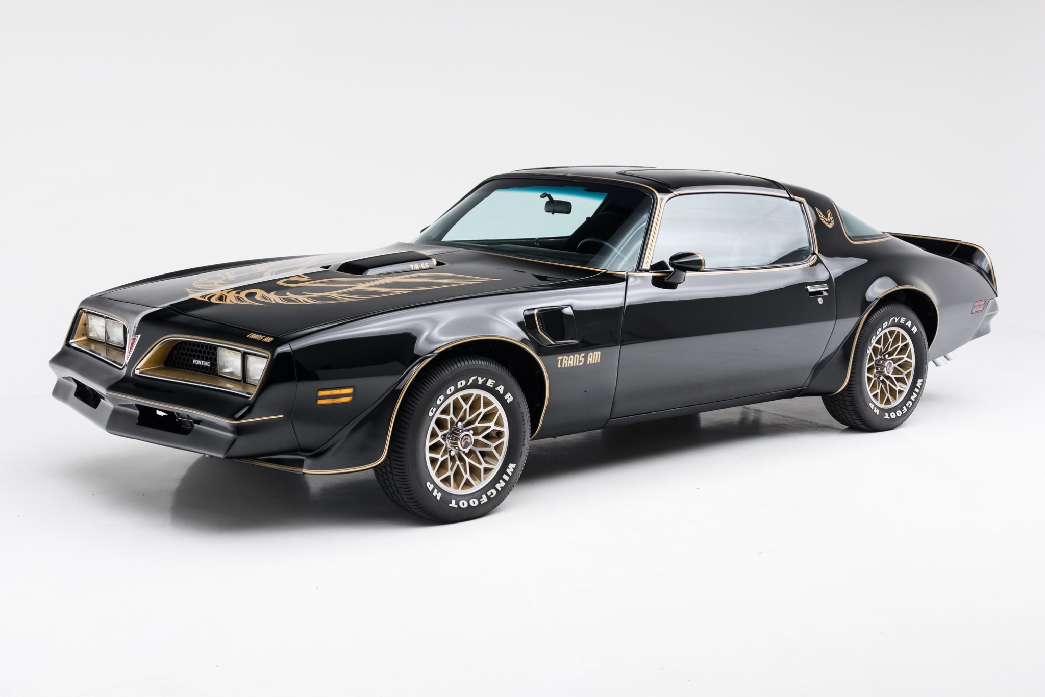 27 Jahre in Familienbesitz befindlicher 1977 Pontiac Firebird Trans Am Y82 4-Speed zu verkaufen – Schwarzer W72-V8
