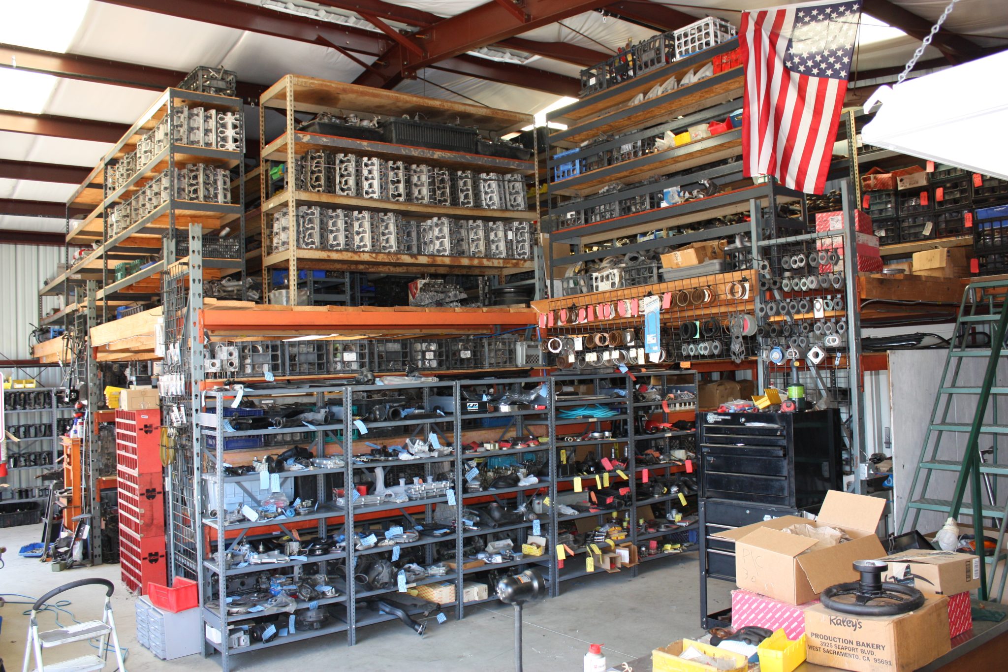 Collection de pièces Porsche 911 à vendre – Plus de 1 000 composants mécaniques et de carrosserie