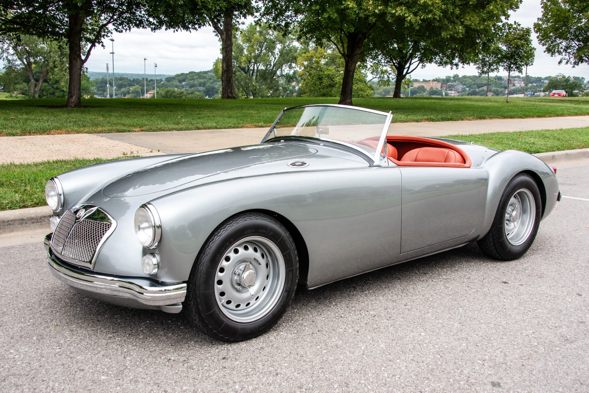 MG A 1960 à vendre – Roadster argenté Duratec à cinq rapports
