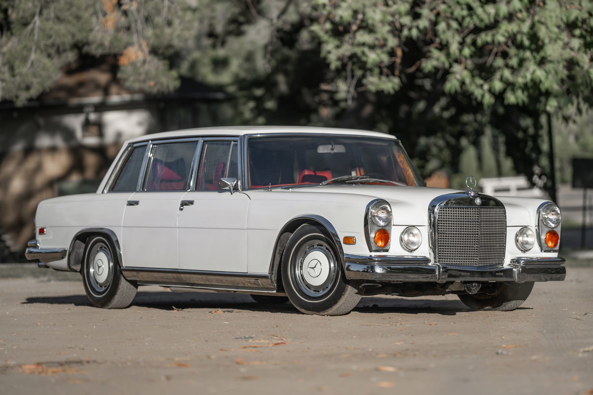 1972 Mercedes-Benz 600 zu verkaufen – Weiße Luxuslimousine mit 6,3-Liter-V8