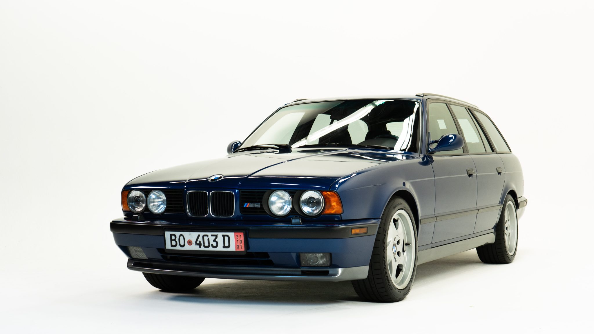 BMW E34 M5 1993 à vendre – Touring Avus Blue 3,8 litres à cinq rapports