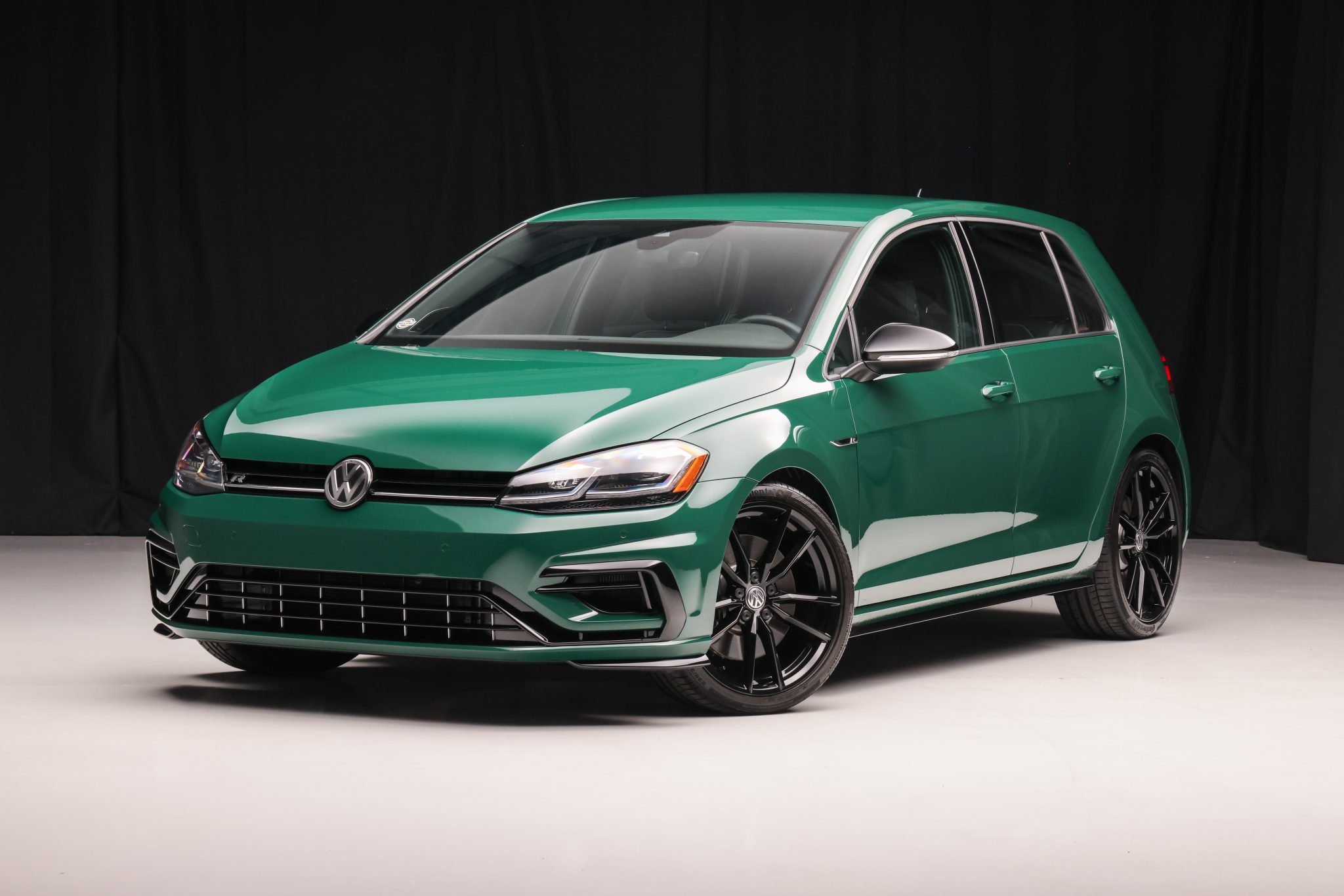 2019 Volkswagen Golf R zu verkaufen – Irish-Green-Turbo-Hatchback mit DSG und 4Motion