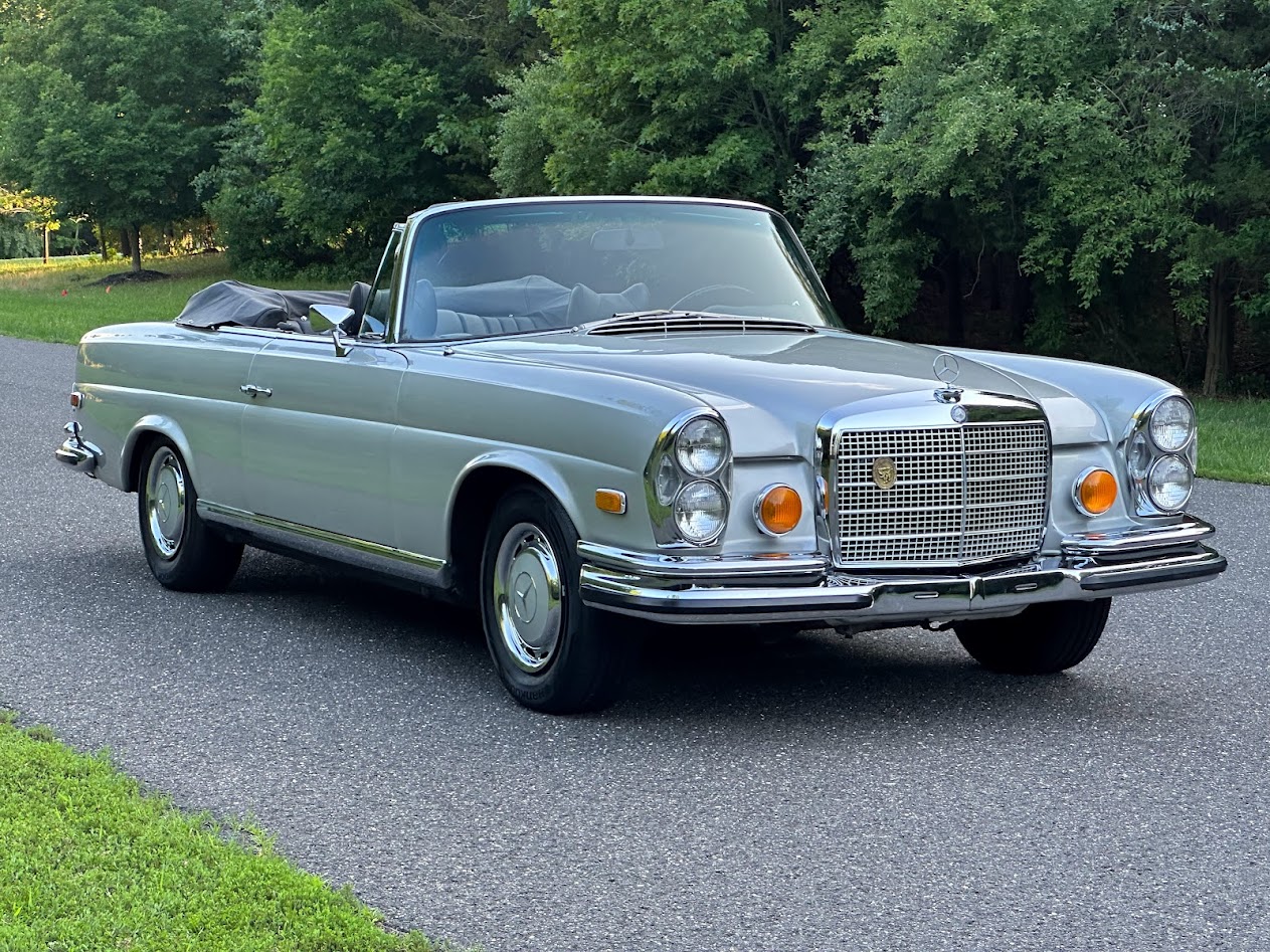 1971 Mercedes-Benz W111 Coupe & Cabriolet zu verkaufen – Silbernes 3,5-Liter-V8-Cabriolet