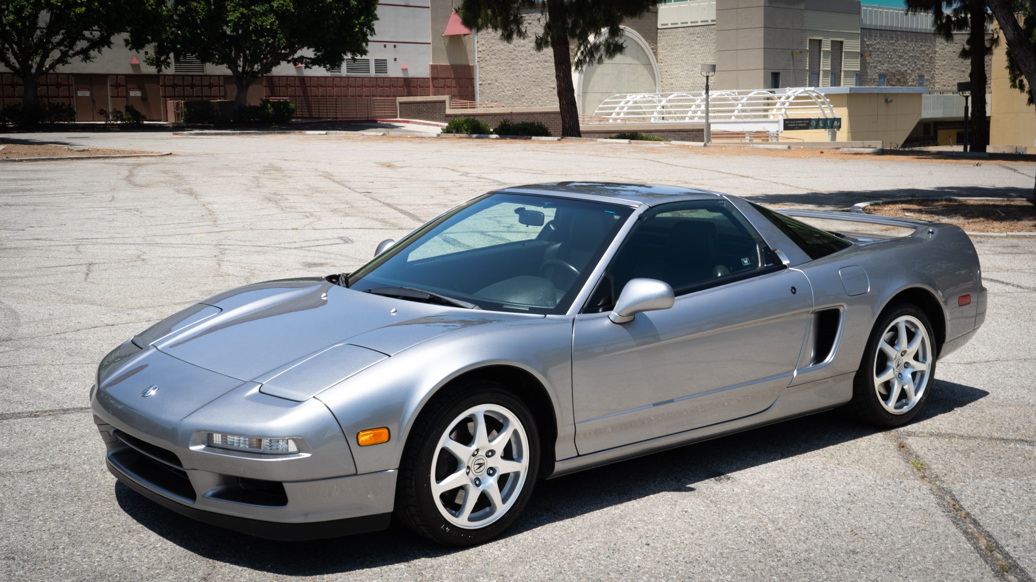 2001 Acura NSX NA2 for Sale – Silverstone Metallic 3.2L Six-Speed Coupe