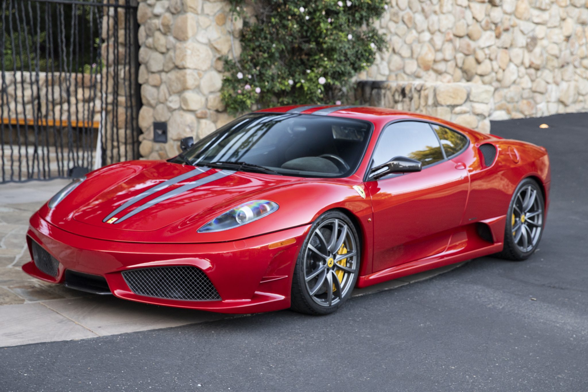2008 Ferrari F430 zu verkaufen – Rosso-Formula-1-V8-Coupé mit F1-Schaltung