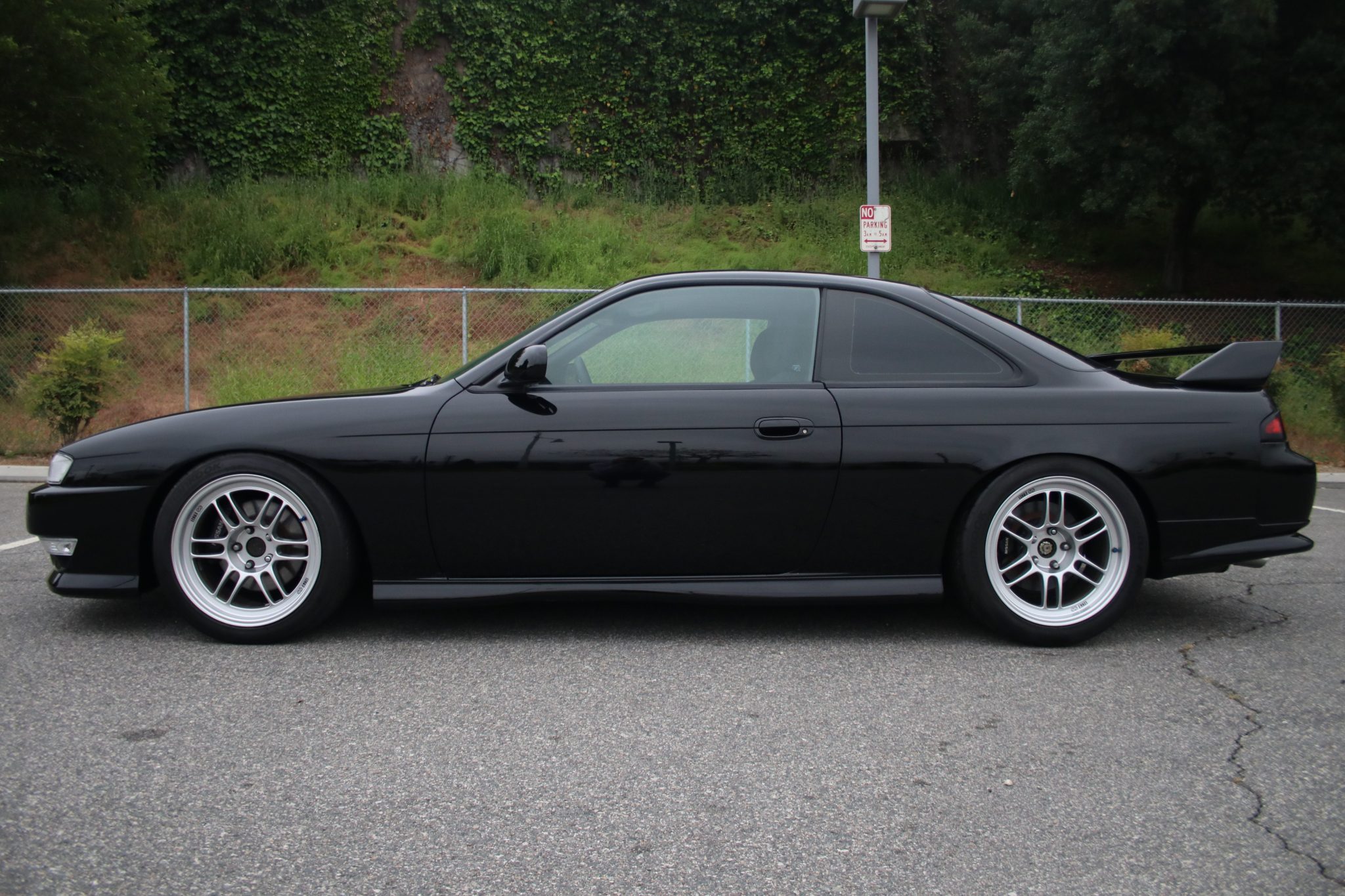 Nissan 240SX 1997 à vendre – Coupé noir cinq rapports au style Kouki
