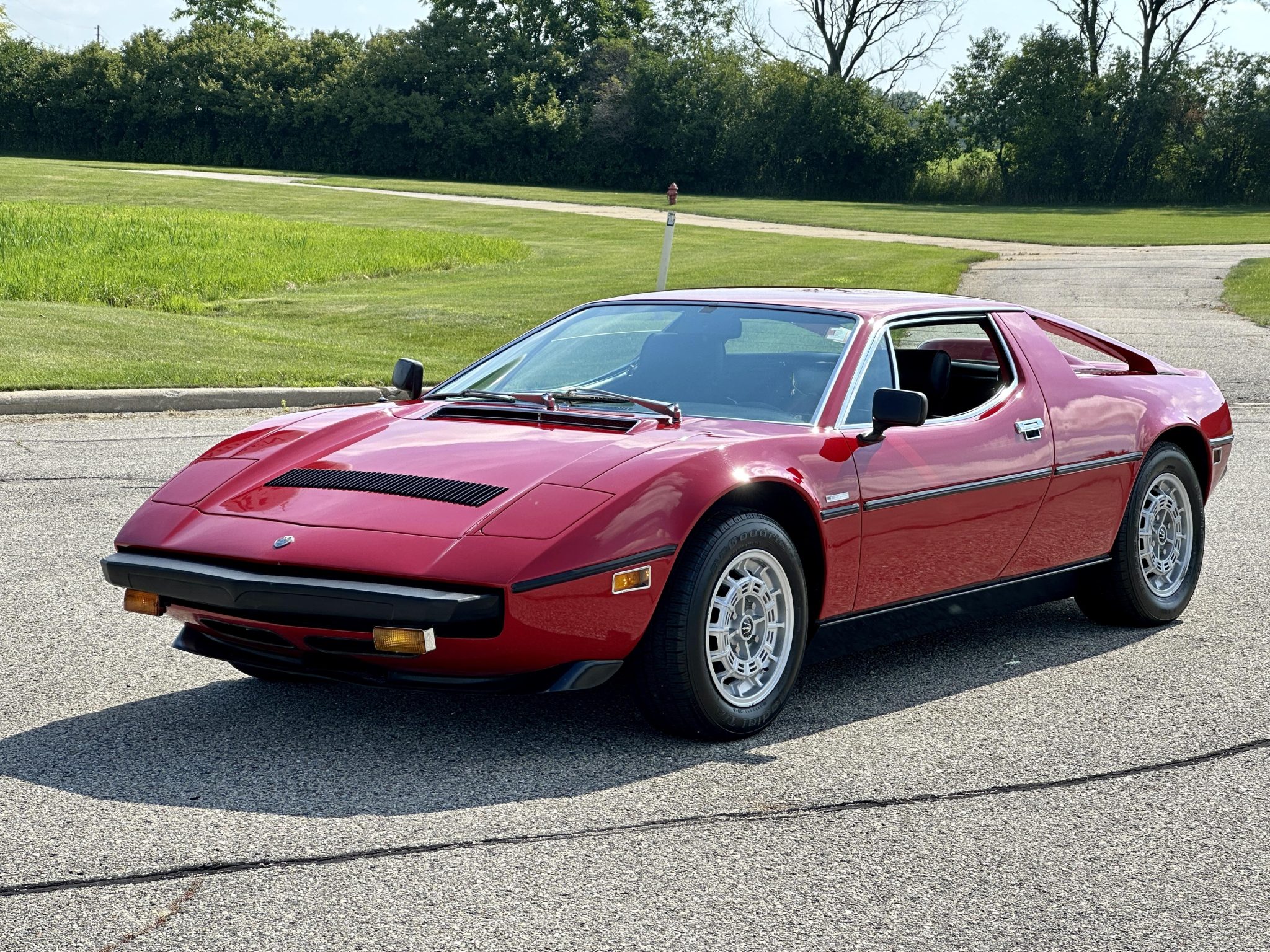 1975 Maserati Merak zu verkaufen – Rotes V6-Mittelmotor-Coupé mit Fünfganggetriebe