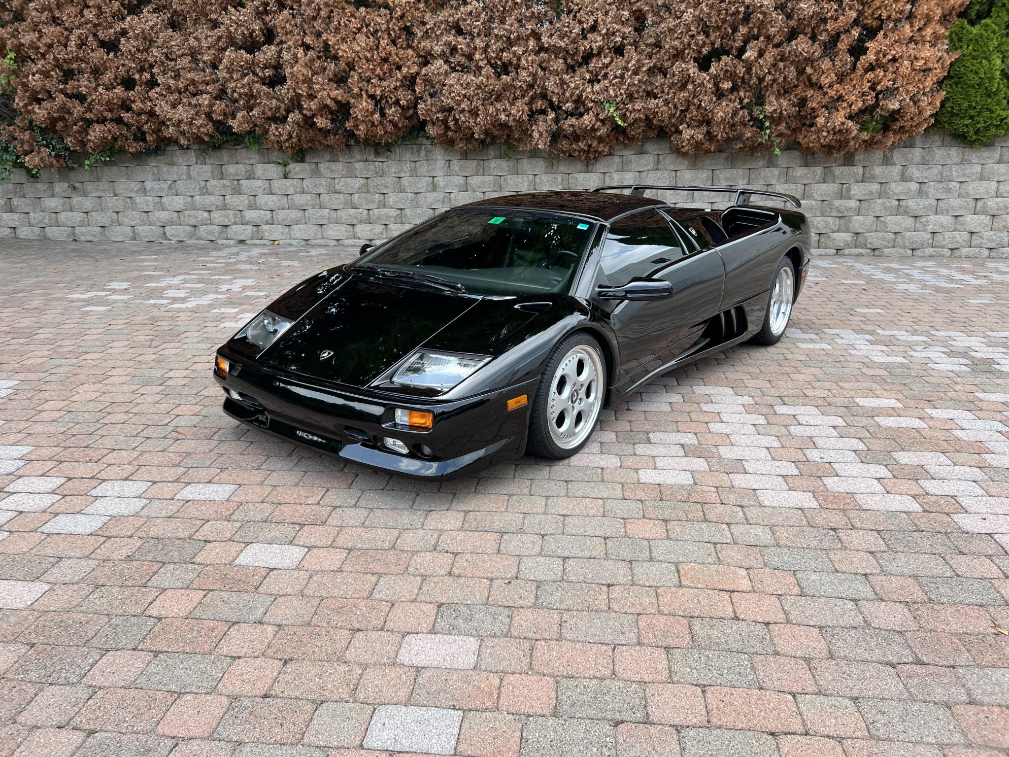 Lamborghini Diablo 1999 à vendre – Cabriolet noir à V12, transmission intégrale et boîte manuelle
