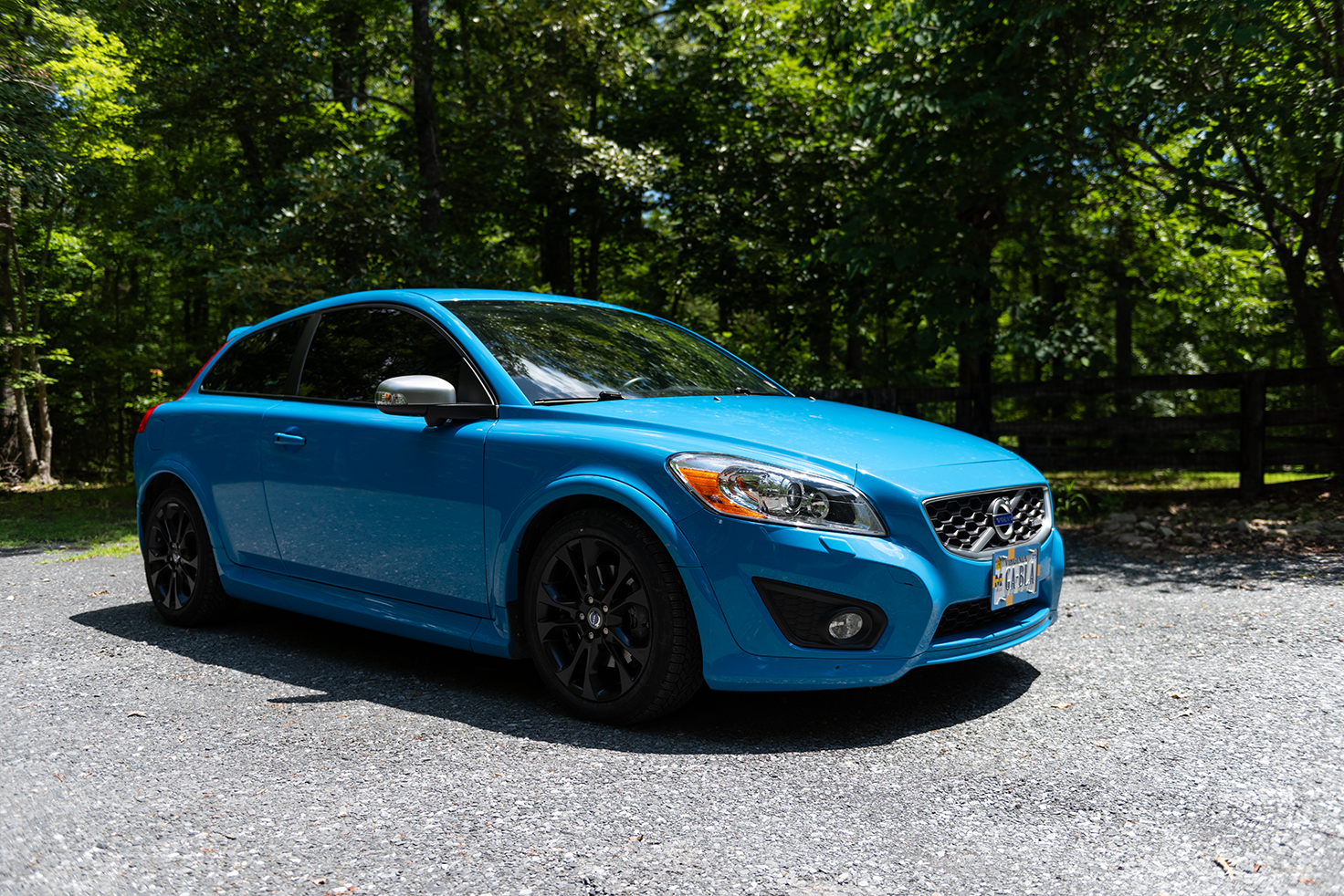 2013 Volvo C30 for Sale – Rebel Blue Turbo Five-Cylinder R-Design Hatchback