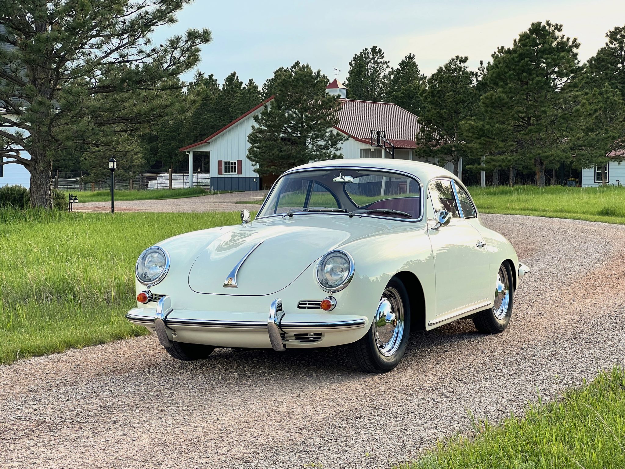 1962 Porsche 356B zu verkaufen – Elfenbeinfarbenes Coupé mit Handschaltung und Scheibenbremsen