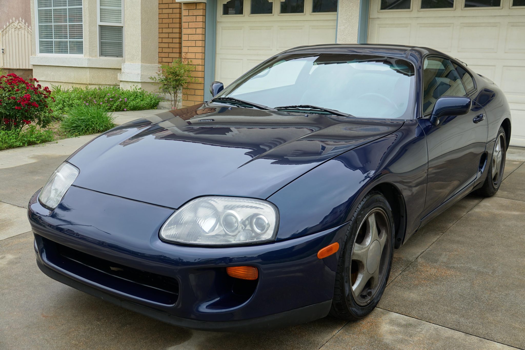 1993 Toyota Supra A80 (1993-2002) for Sale – Super White 2JZ Automatic Grand Tourer