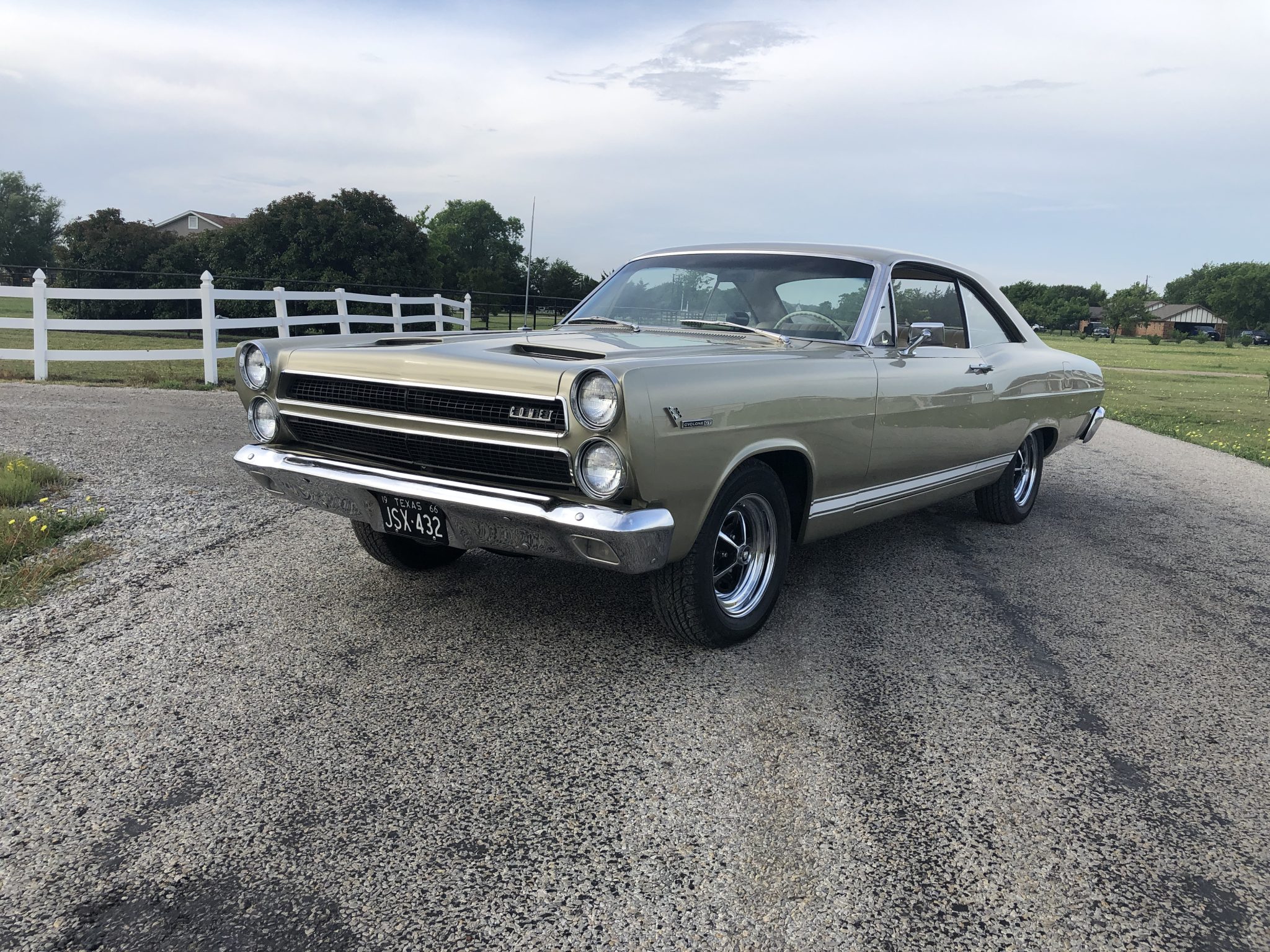1966 Mercury Comet for Sale – Gold 390ci V8 Four-Speed Muscle Coupe