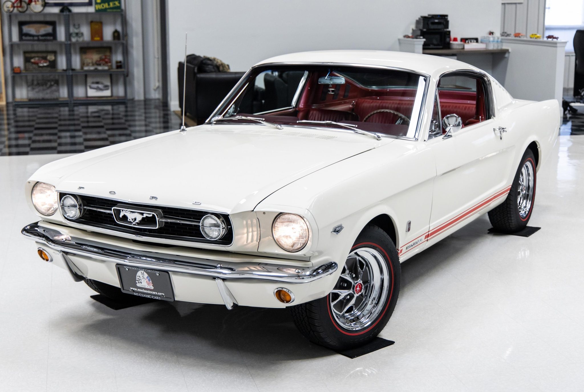 Ford Mustang 1966 (1964.5-1966) à vendre – Coupé Wimbledon White à V8 308ci