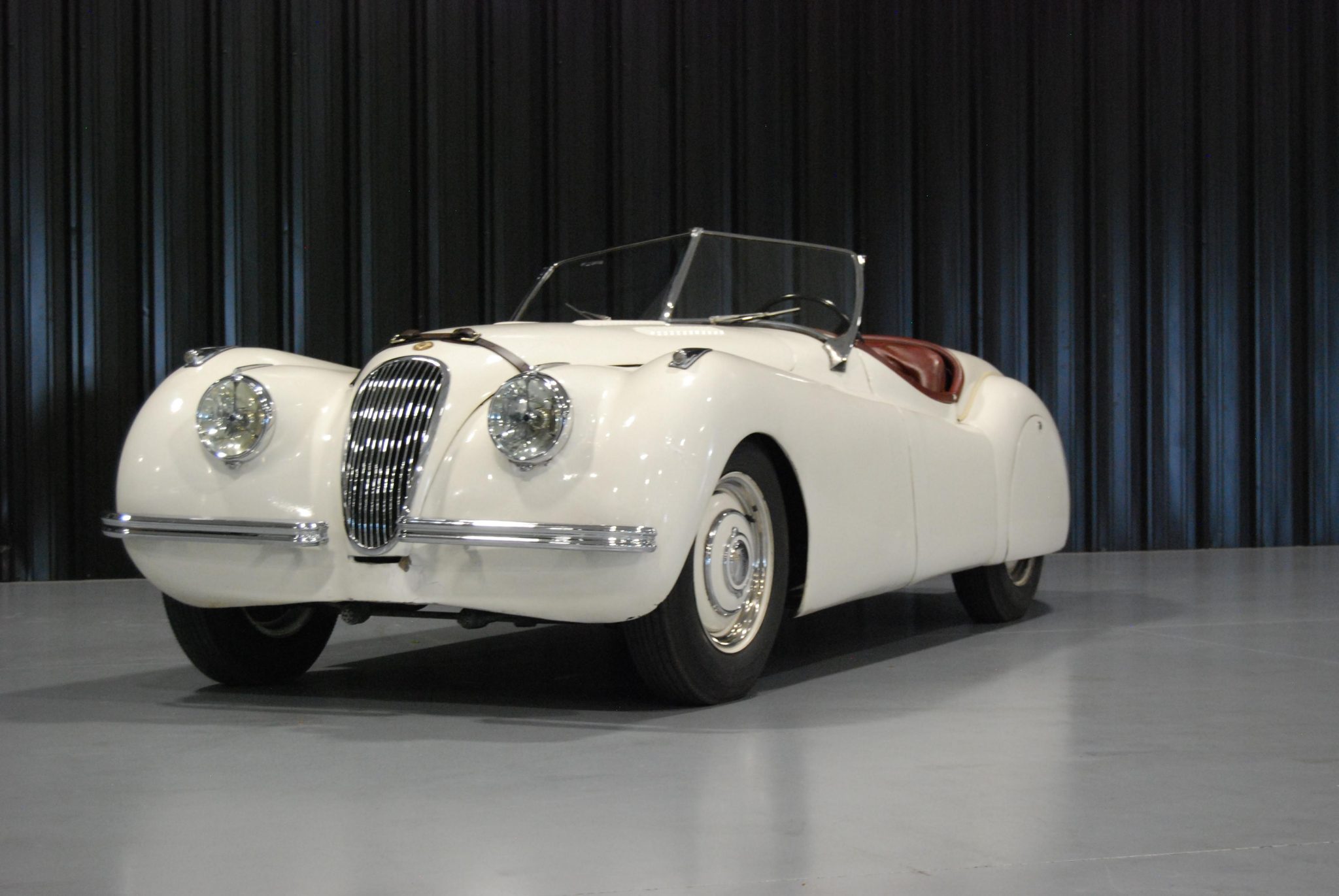 1950 Jaguar XK120 for Sale – Old English Ivory Alloy-Bodied Roadster