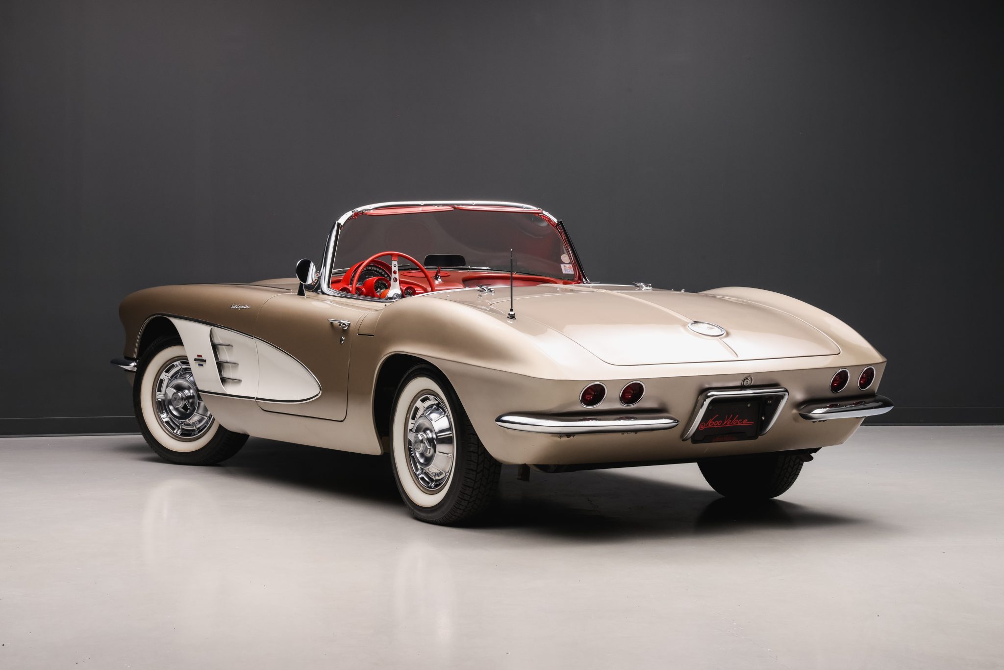 Chevrolet Corvette C1 1961 à vendre – Cabriolet Fawn Beige V8 283ci
