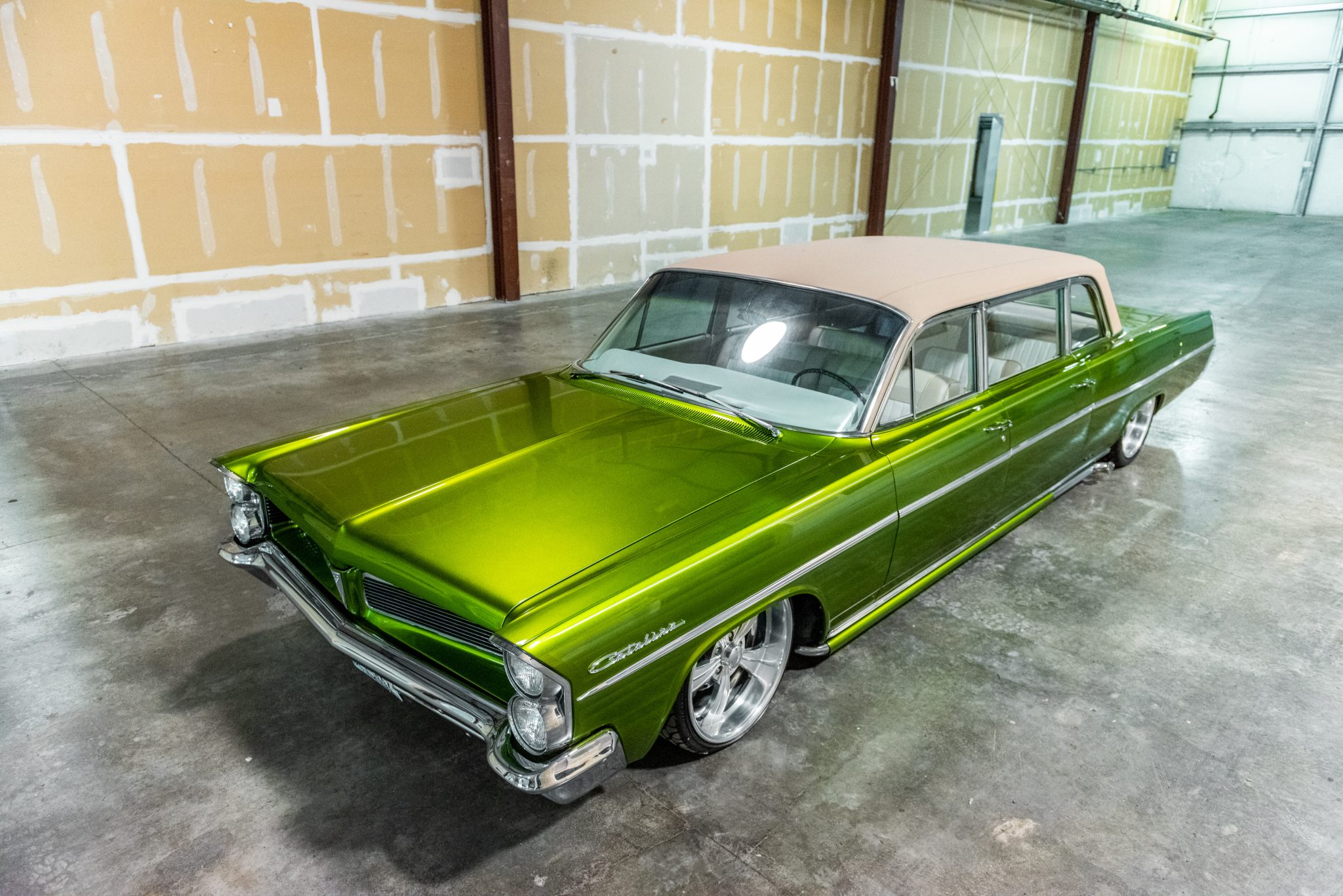 1963 Pontiac Catalina for Sale – Metallic Green 389 V8 Air-Suspension Custom