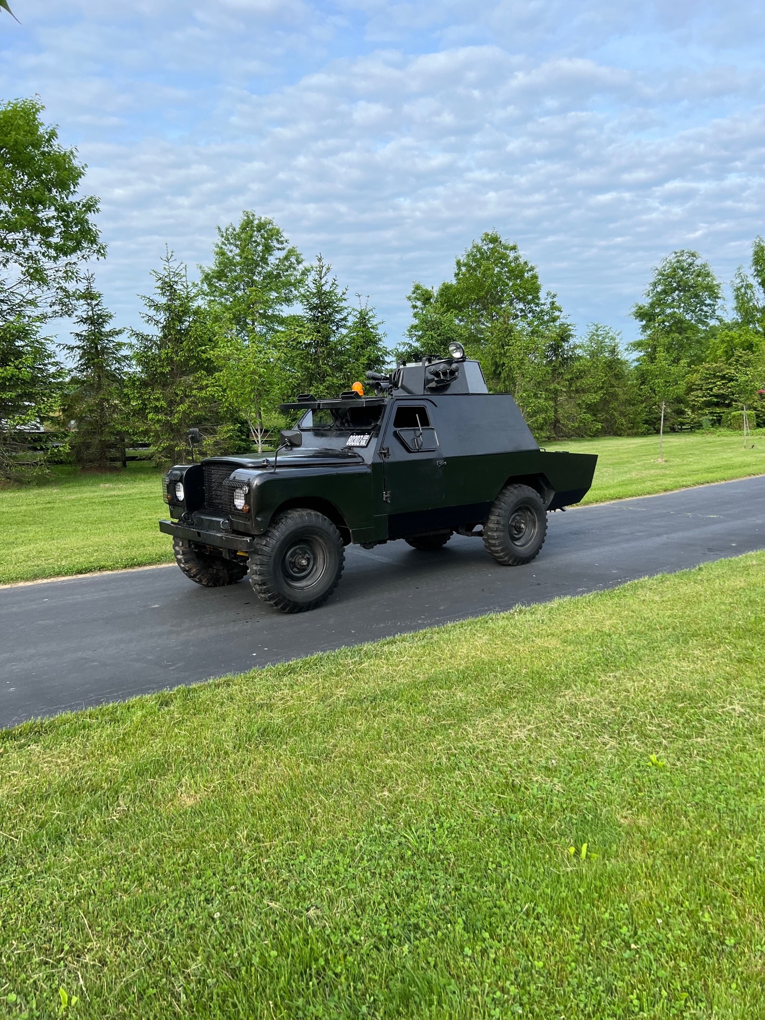 Land Rover Series 109 1973 à vendre – 4x4 militaire blindé Short Brothers & Harland